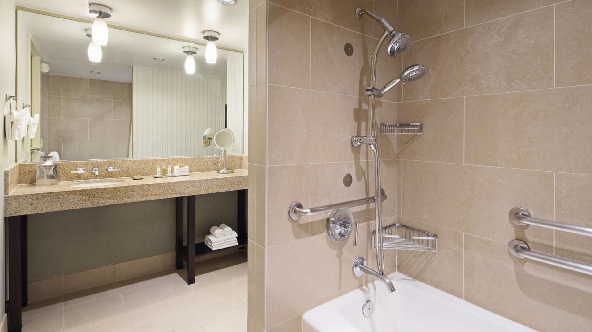 DoubleTree by Hilton San Diego Del Mar gallery photo in San Diego, CA — image 49