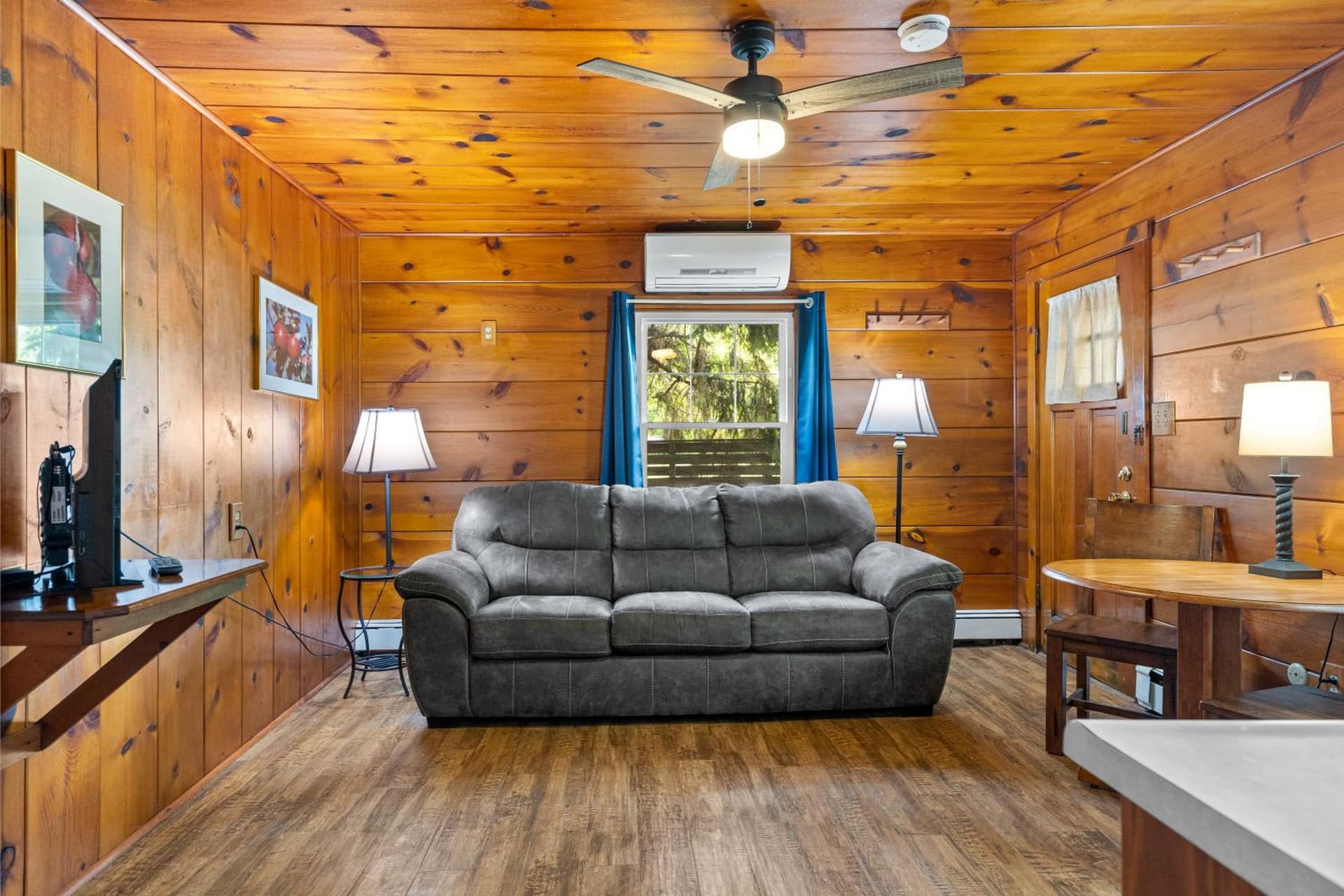 Lakeview on the Lake gallery photo in North East, PA — image 70