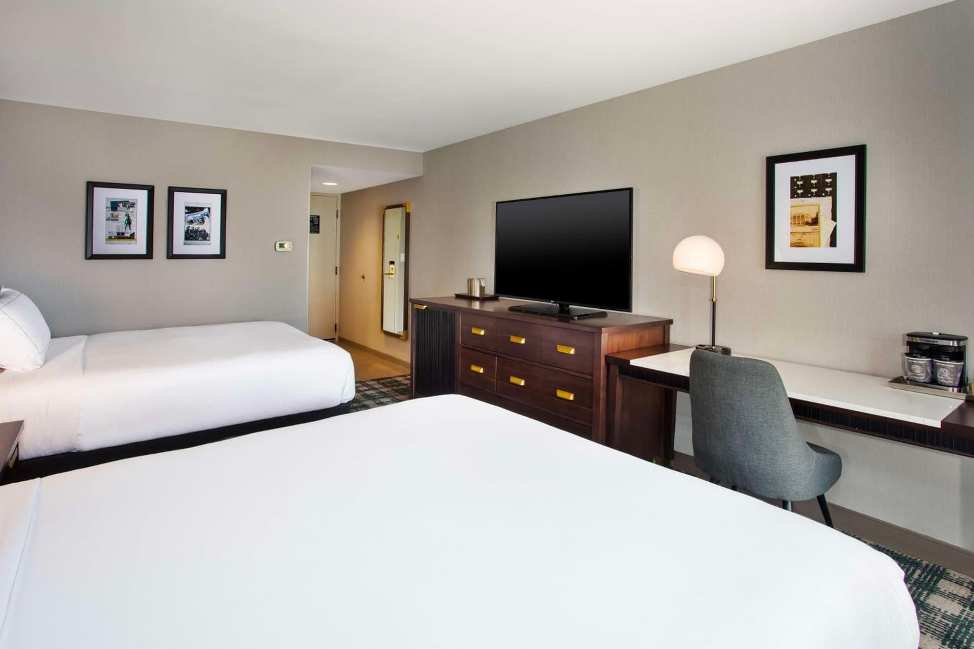 DoubleTree by Hilton Lansing gallery photo in Lansing, MI — image 37
