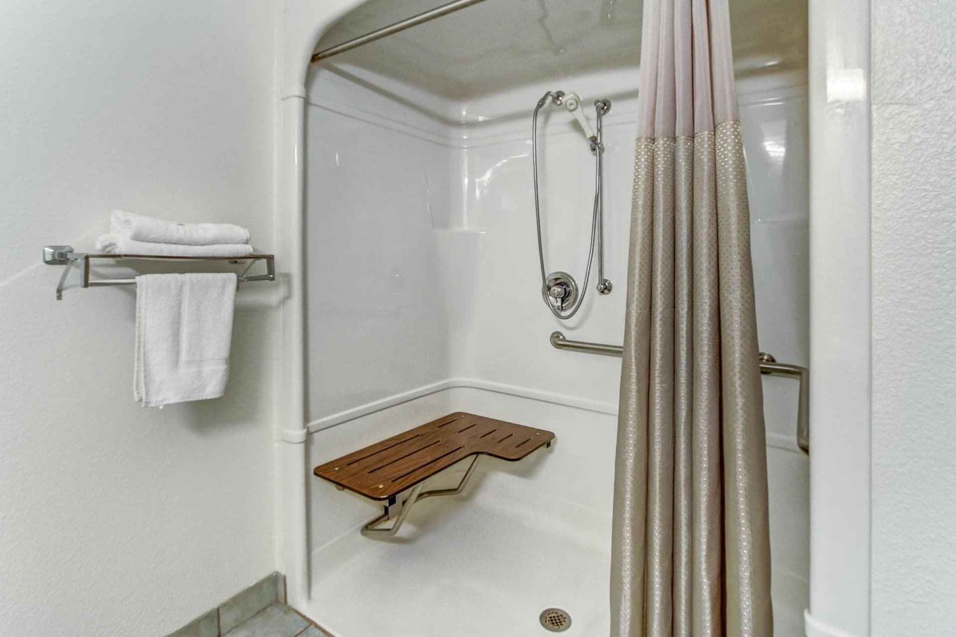 Motel 6-Medina, OH - Cleveland gallery photo in Medina, OH — image 41