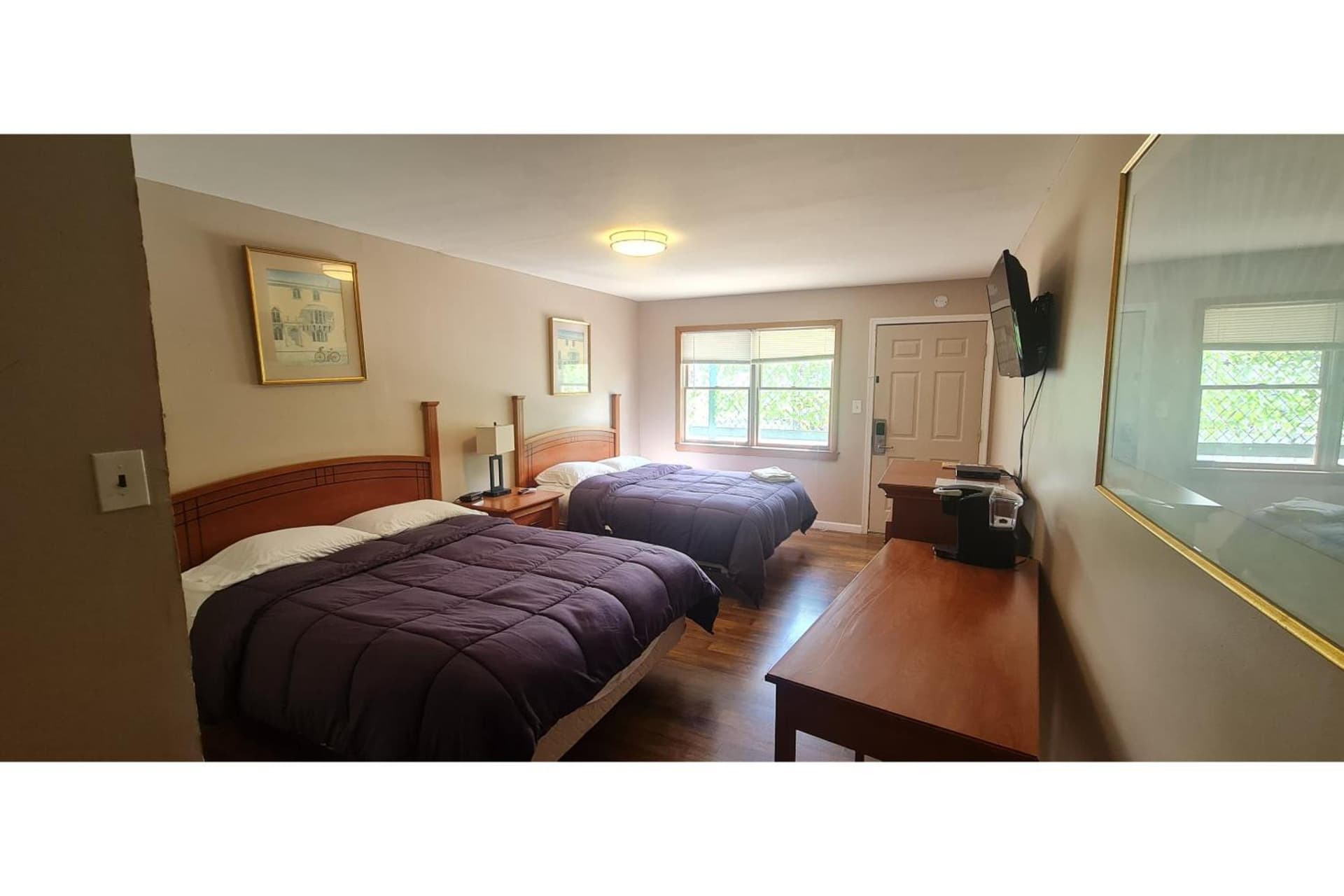 Werry's Cottages Motel & Pub by OYO East Stroudsburg Poconos property views in East Stroudsburg, PA — gallery photo 3