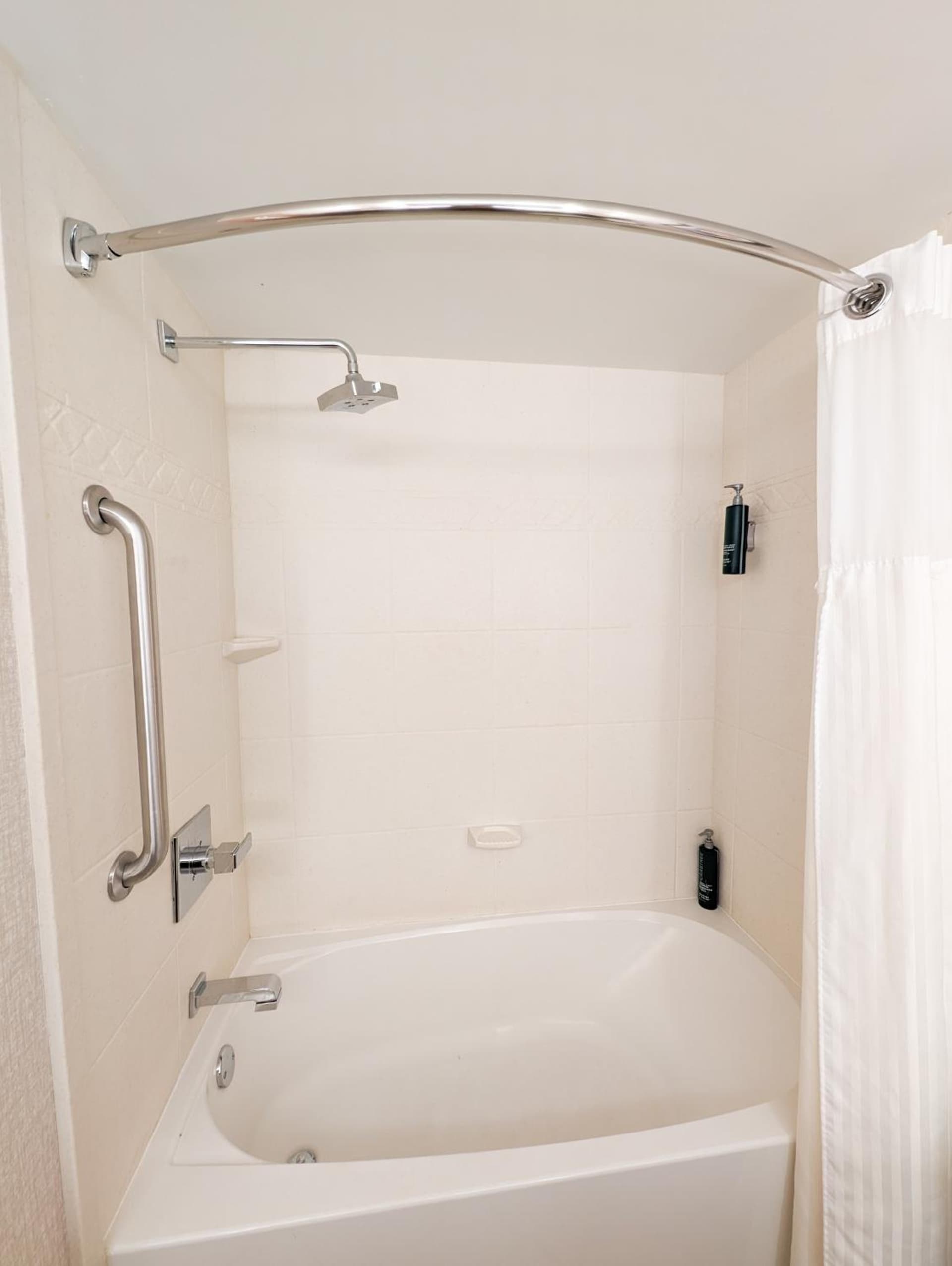 DoubleTree by Hilton Murfreesboro gallery photo in Murfreesboro, TN — image 8