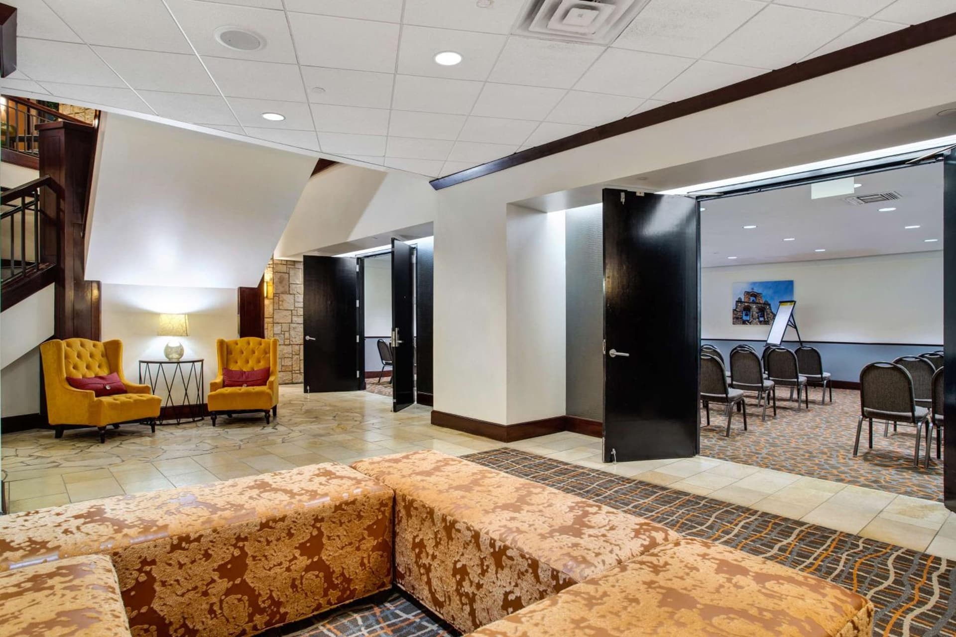 The Emily Morgan Hotel - A DoubleTree by Hilton gallery photo in San Antonio, TX — image 61