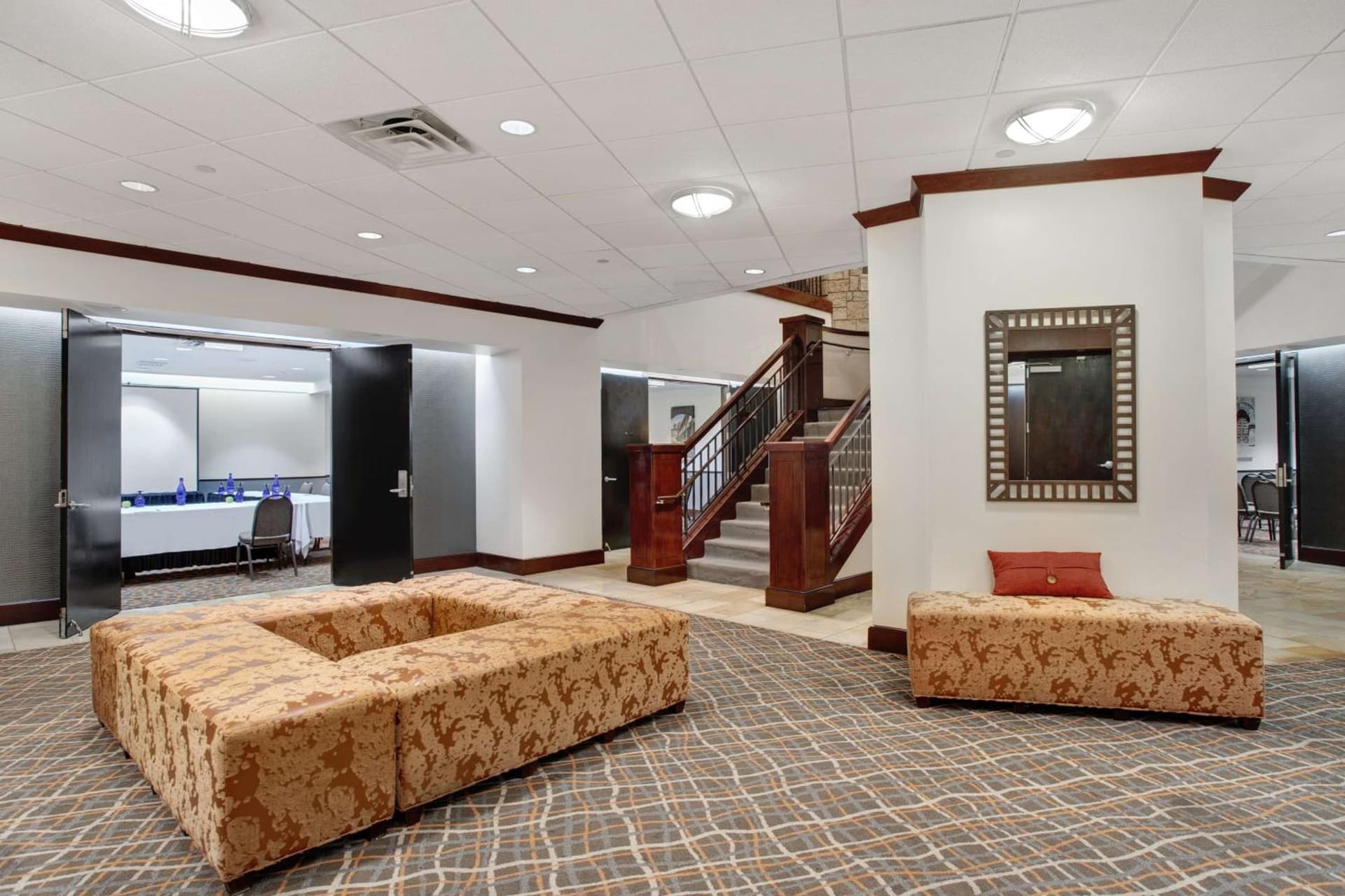 The Emily Morgan Hotel - A DoubleTree by Hilton gallery photo in San Antonio, TX — image 76