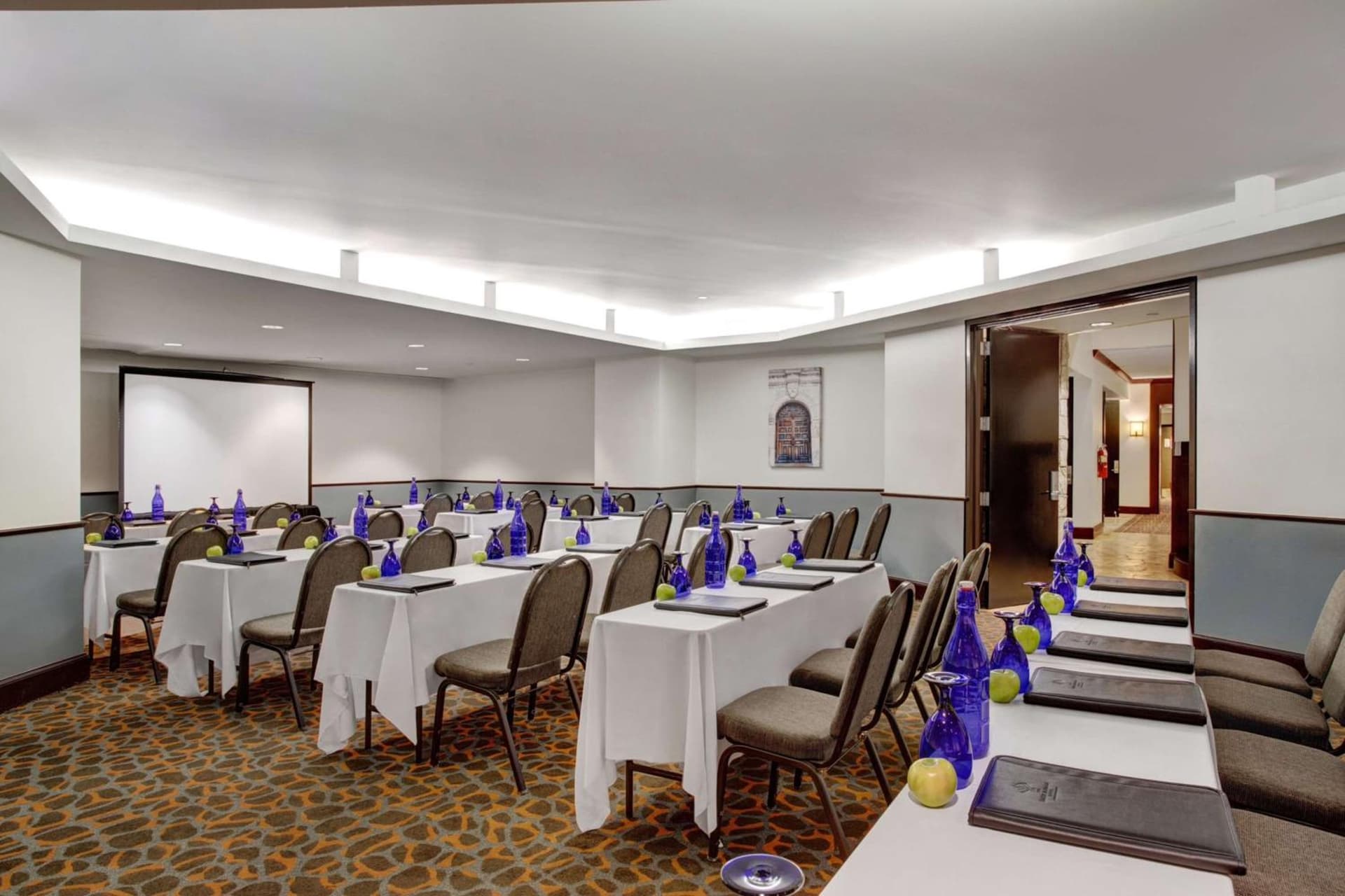 The Emily Morgan Hotel - A DoubleTree by Hilton gallery photo in San Antonio, TX — image 26
