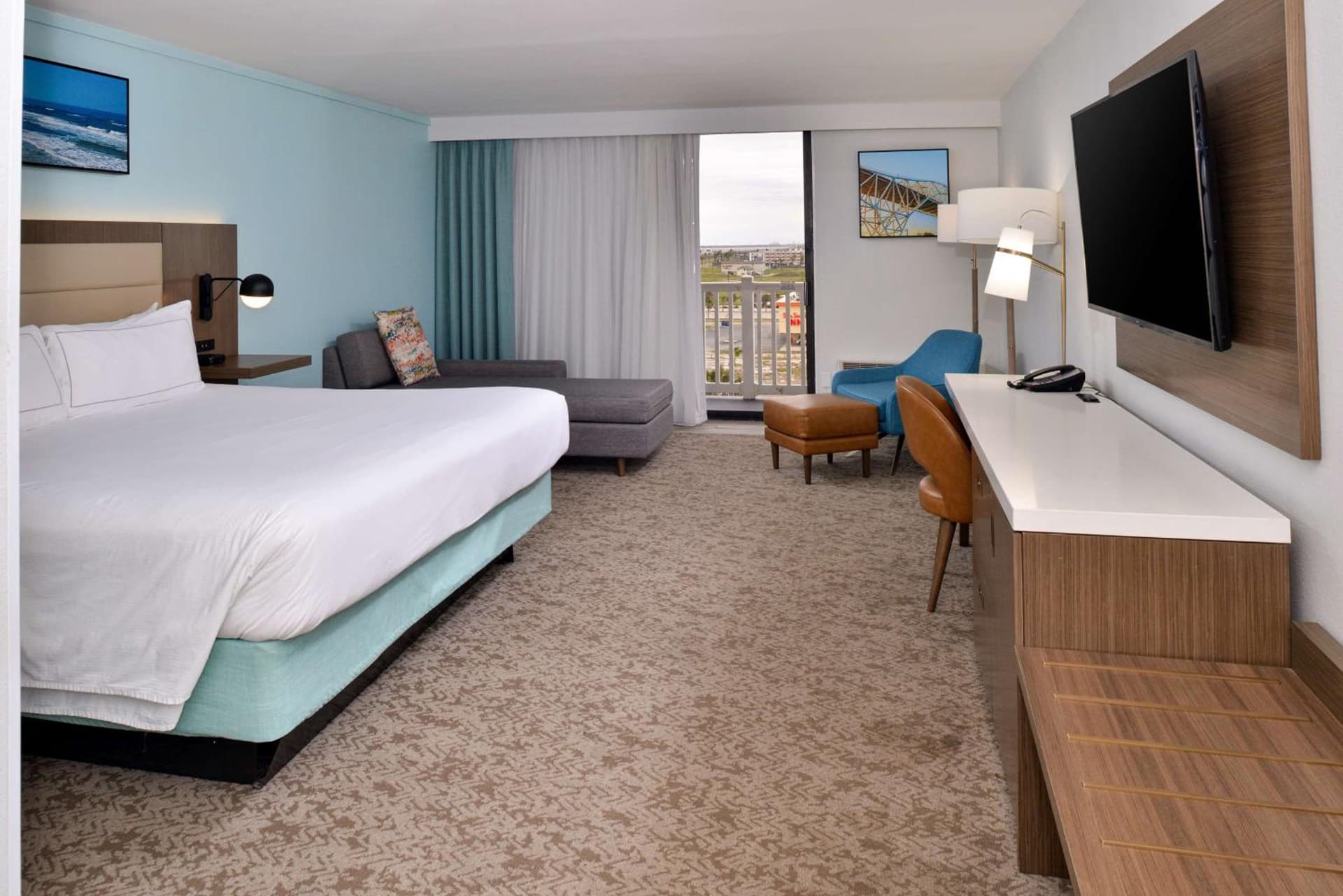 DoubleTree by Hilton Corpus Christi Beachfront gallery photo in Corpus Christi, TX — image 67