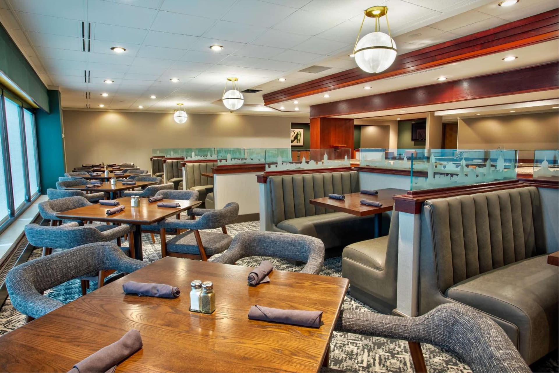 DoubleTree by Hilton Lansing gallery photo in Lansing, MI — image 26