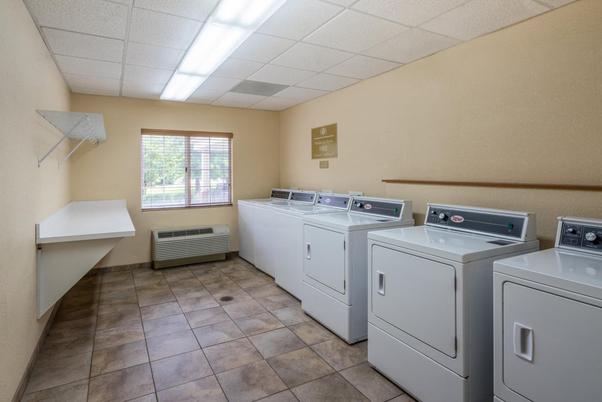 Candlewood Suites New Bern by IHG gallery photo in New Bern, NC — image 8