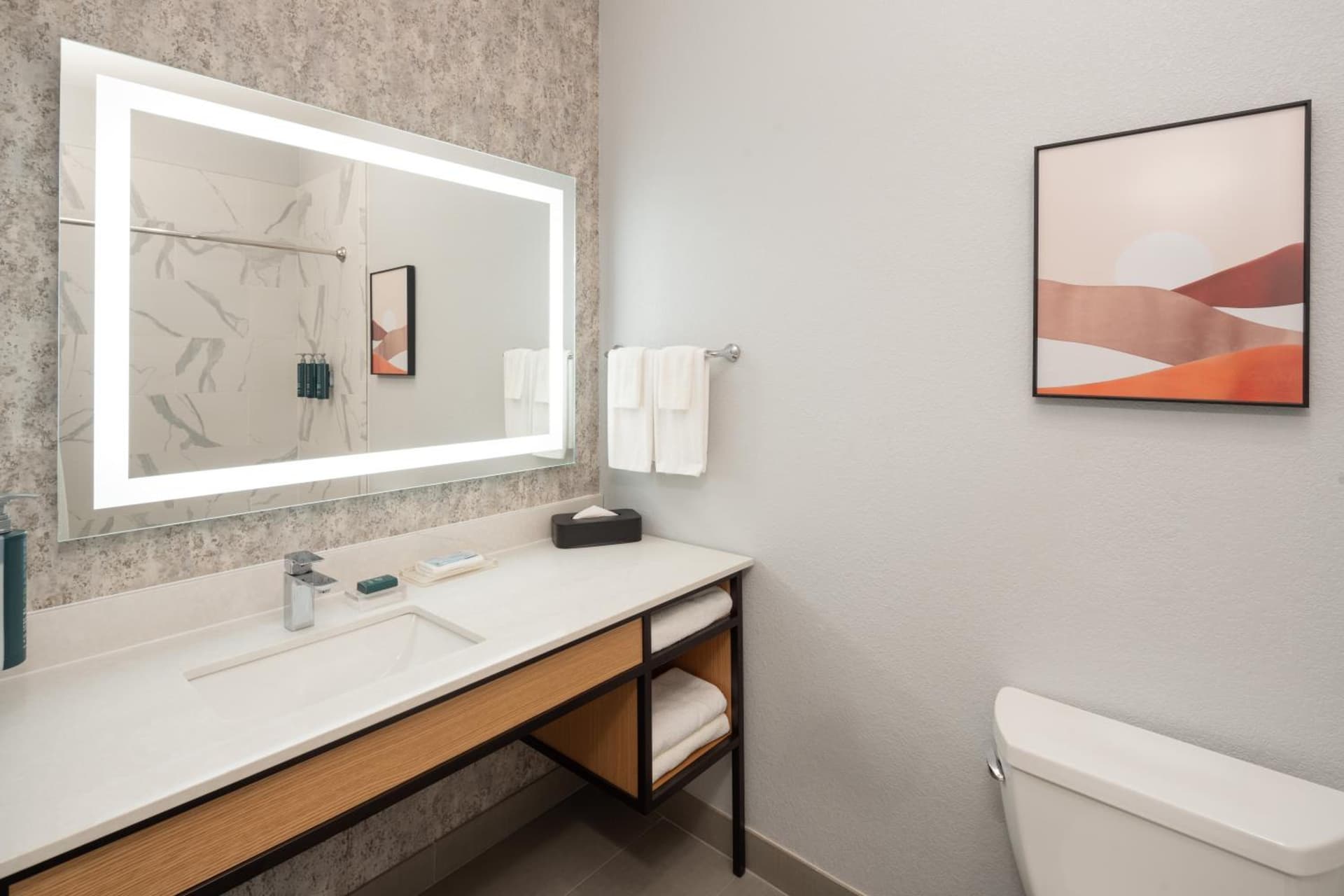 DoubleTree by Hilton Houston Westchase gallery photo in Houston, TX — image 25