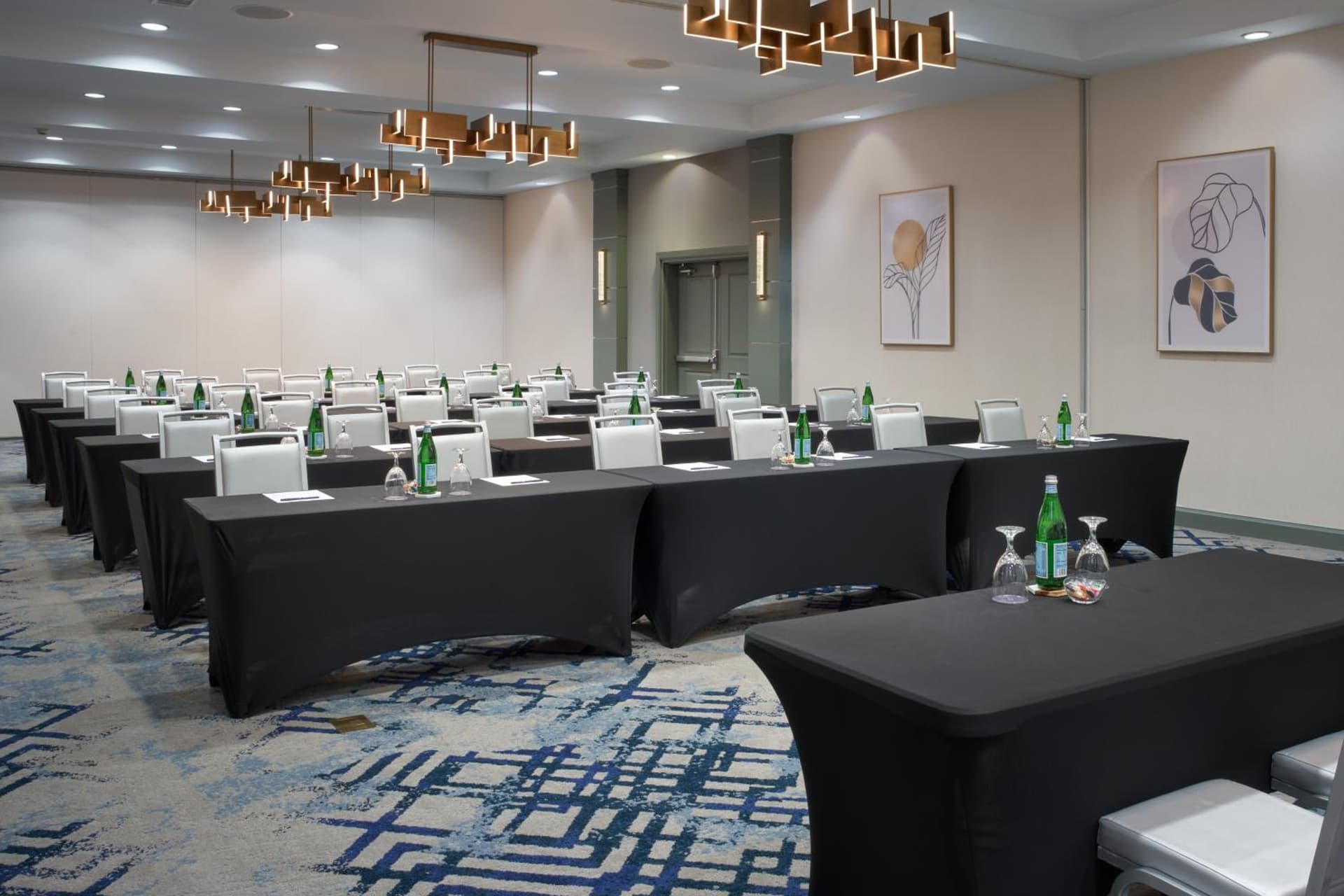 DoubleTree by Hilton Houston Westchase gallery photo in Houston, TX — image 32