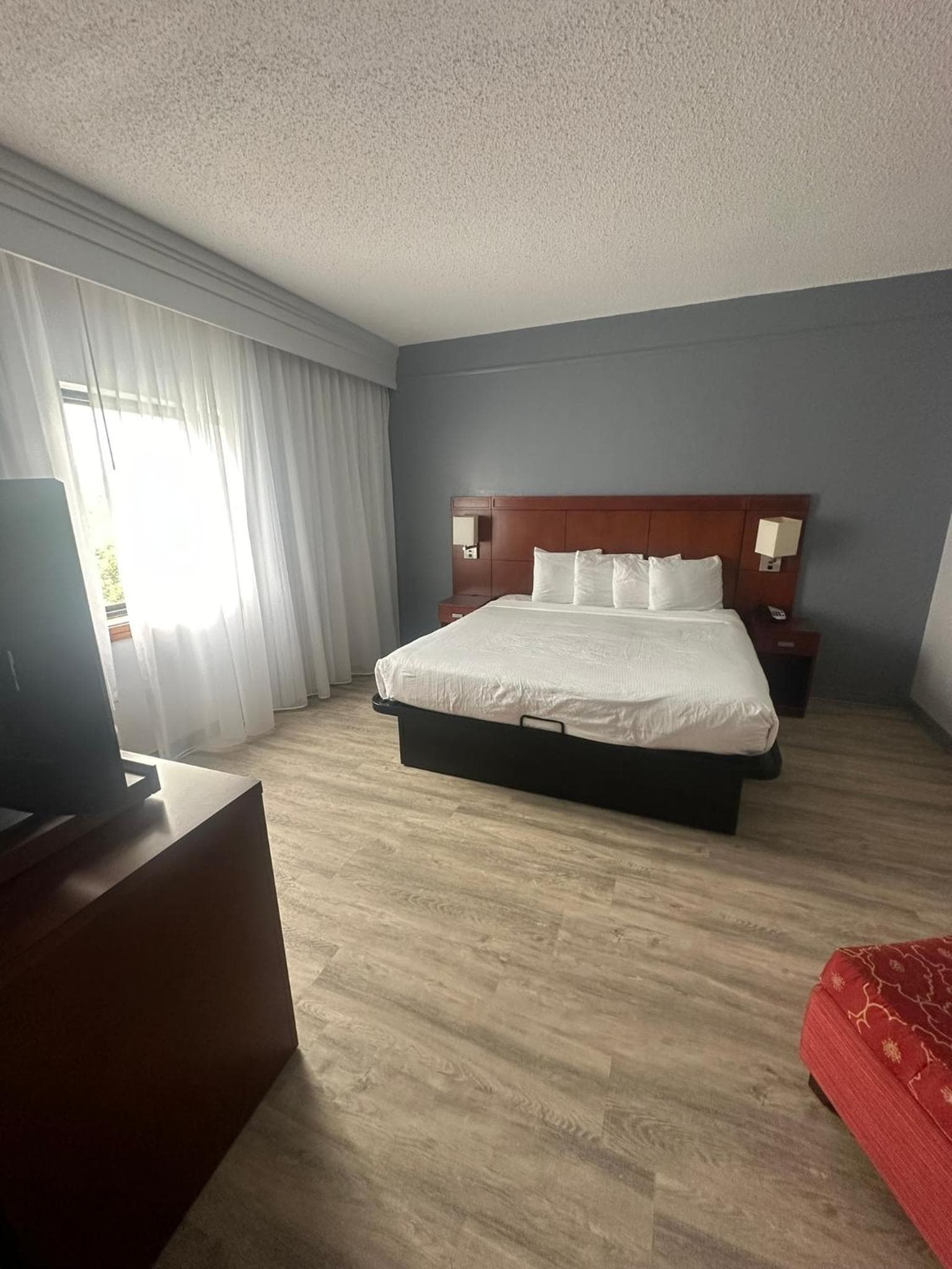 Super 8 by Wyndham Dallas Love Field Airport gallery photo in Dallas, TX — image 64