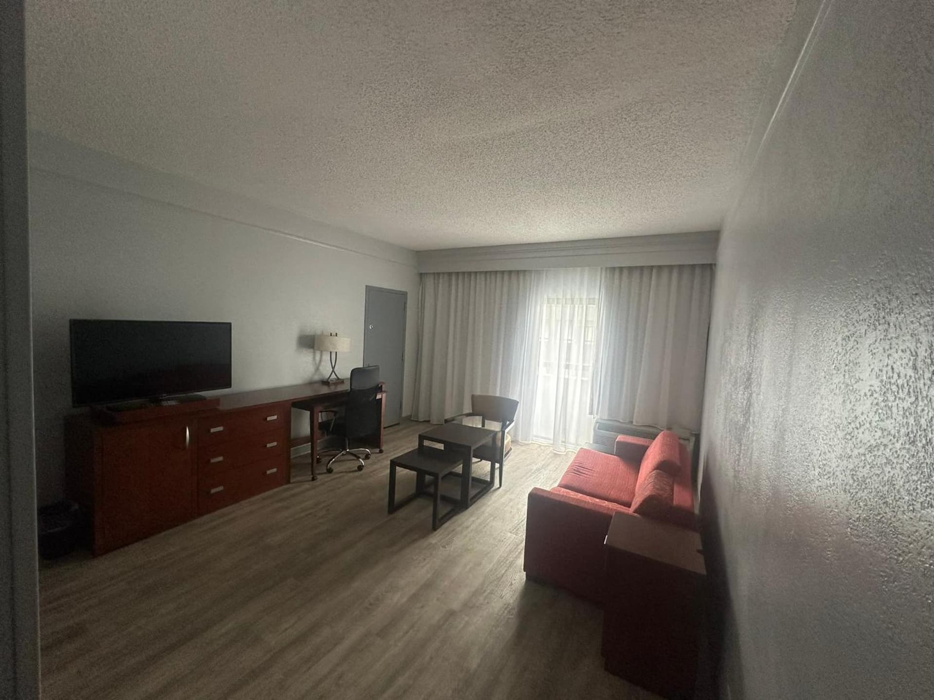 Super 8 by Wyndham Dallas Love Field Airport gallery photo in Dallas, TX — image 69