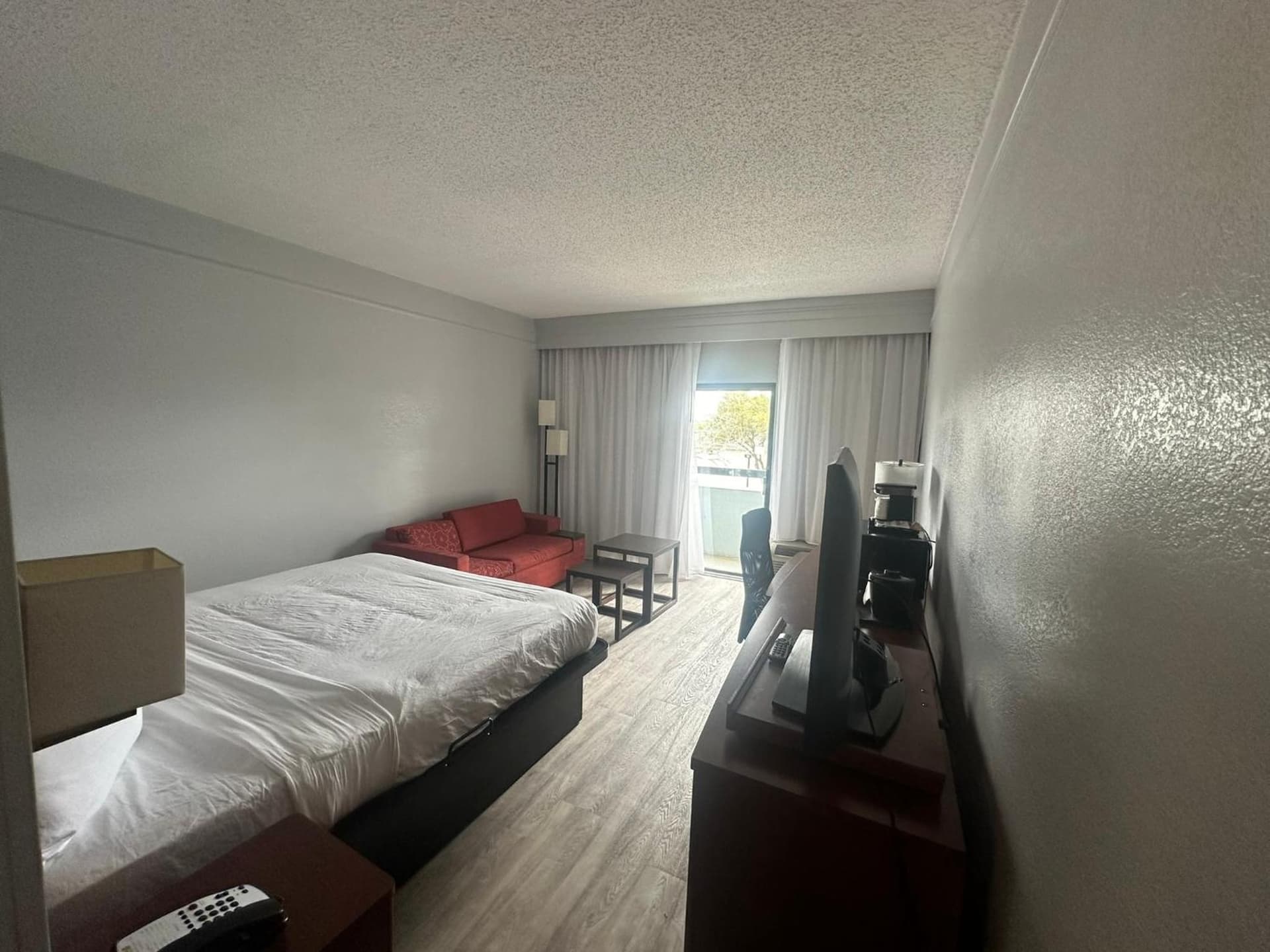 Super 8 by Wyndham Dallas Love Field Airport gallery photo in Dallas, TX — image 61