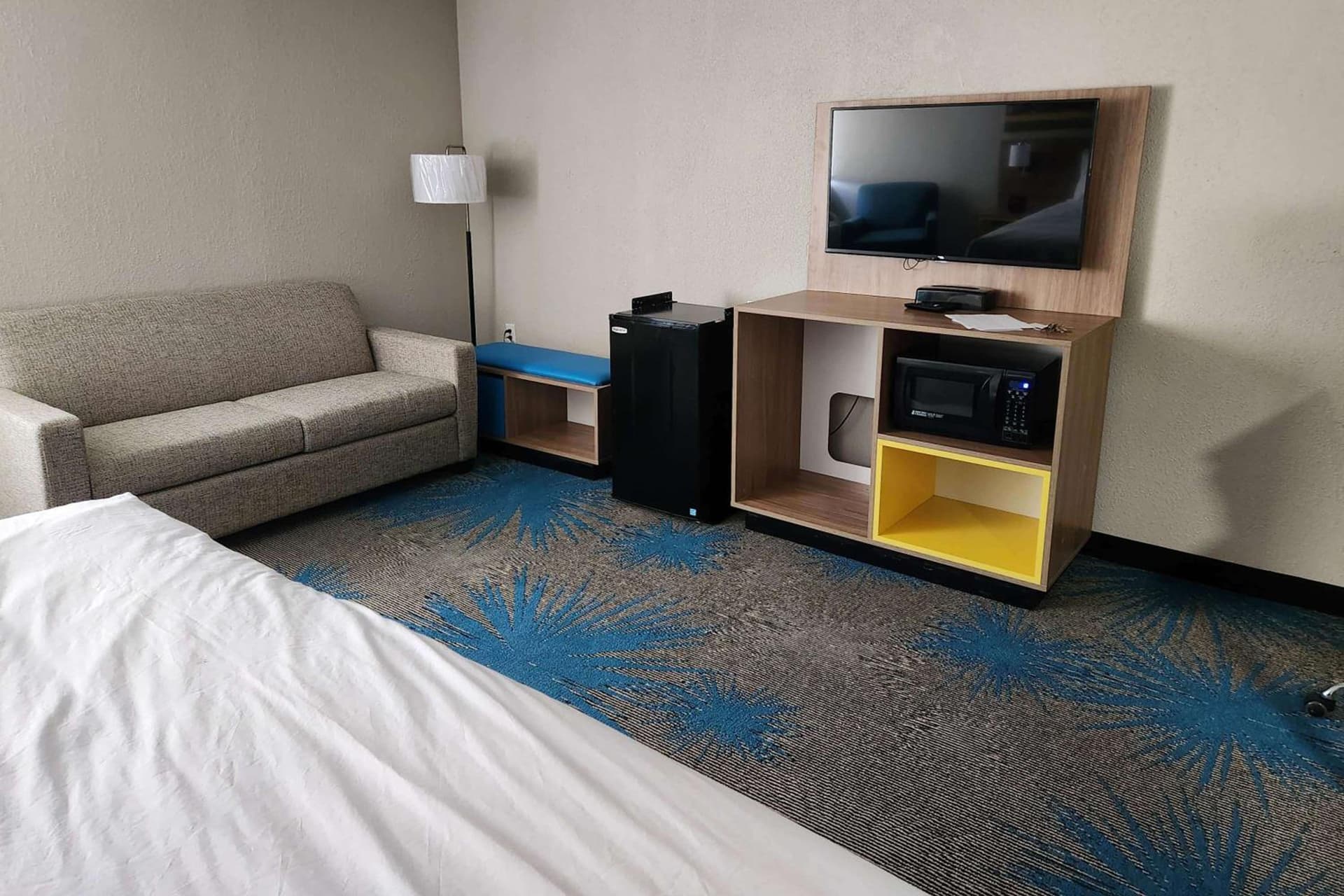 Days Inn by Wyndham Davenport gallery photo in Davenport, IA — image 9