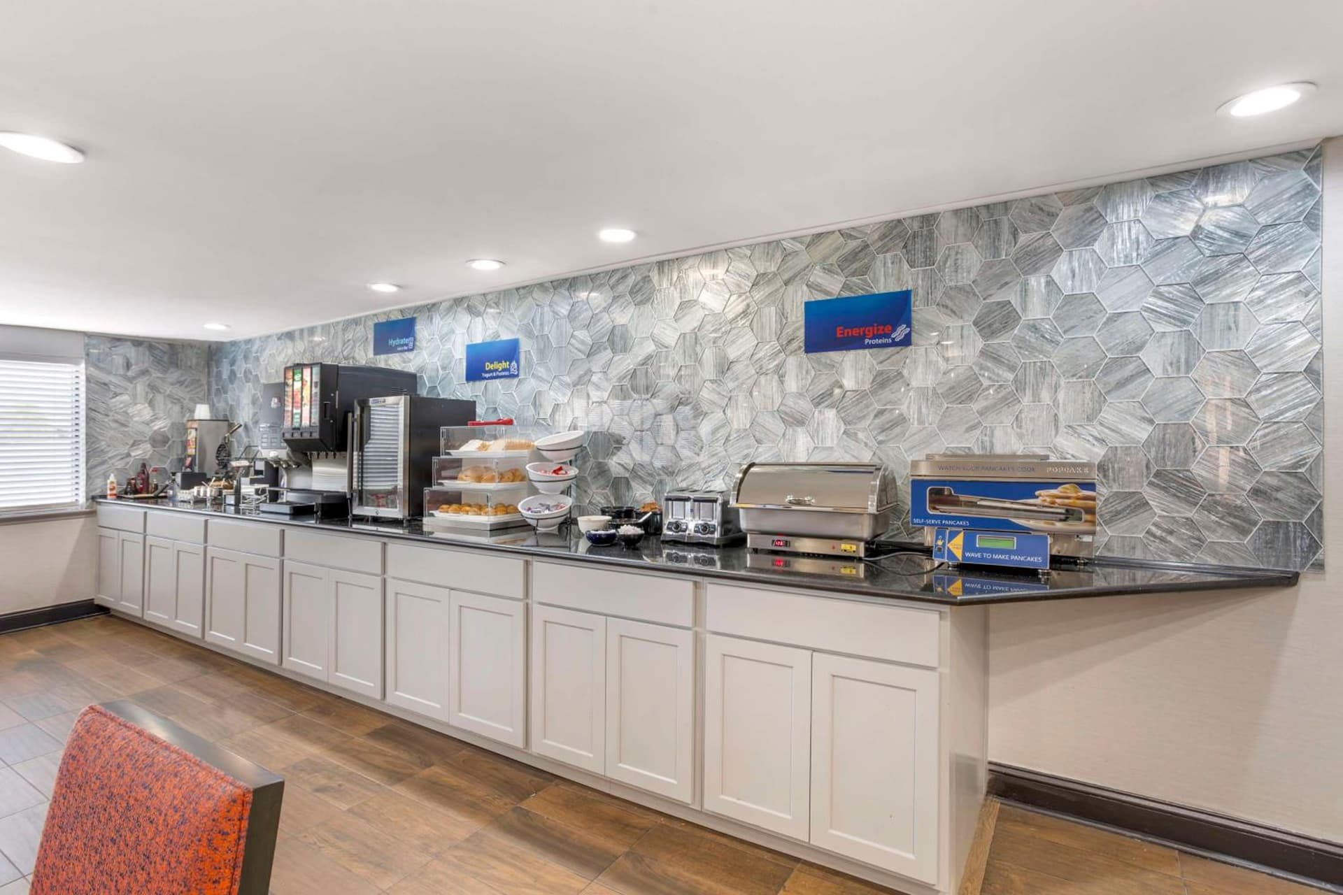 Best Western Westgate Inn interior in York, PA — gallery photo 2