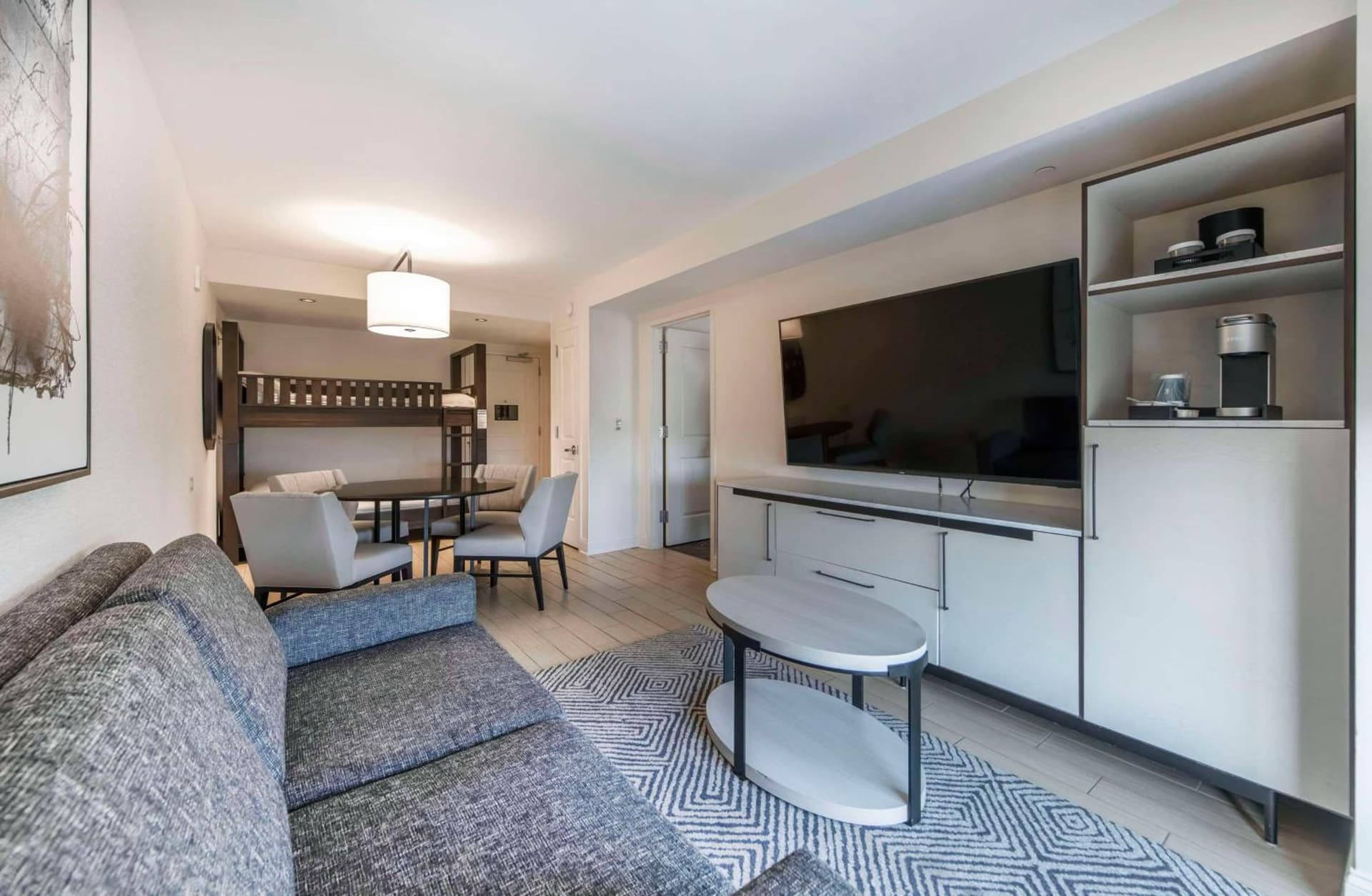 Embassy Suites by Hilton Raleigh Durham Airport Brier Creek gallery photo in Raleigh, NC — image 6