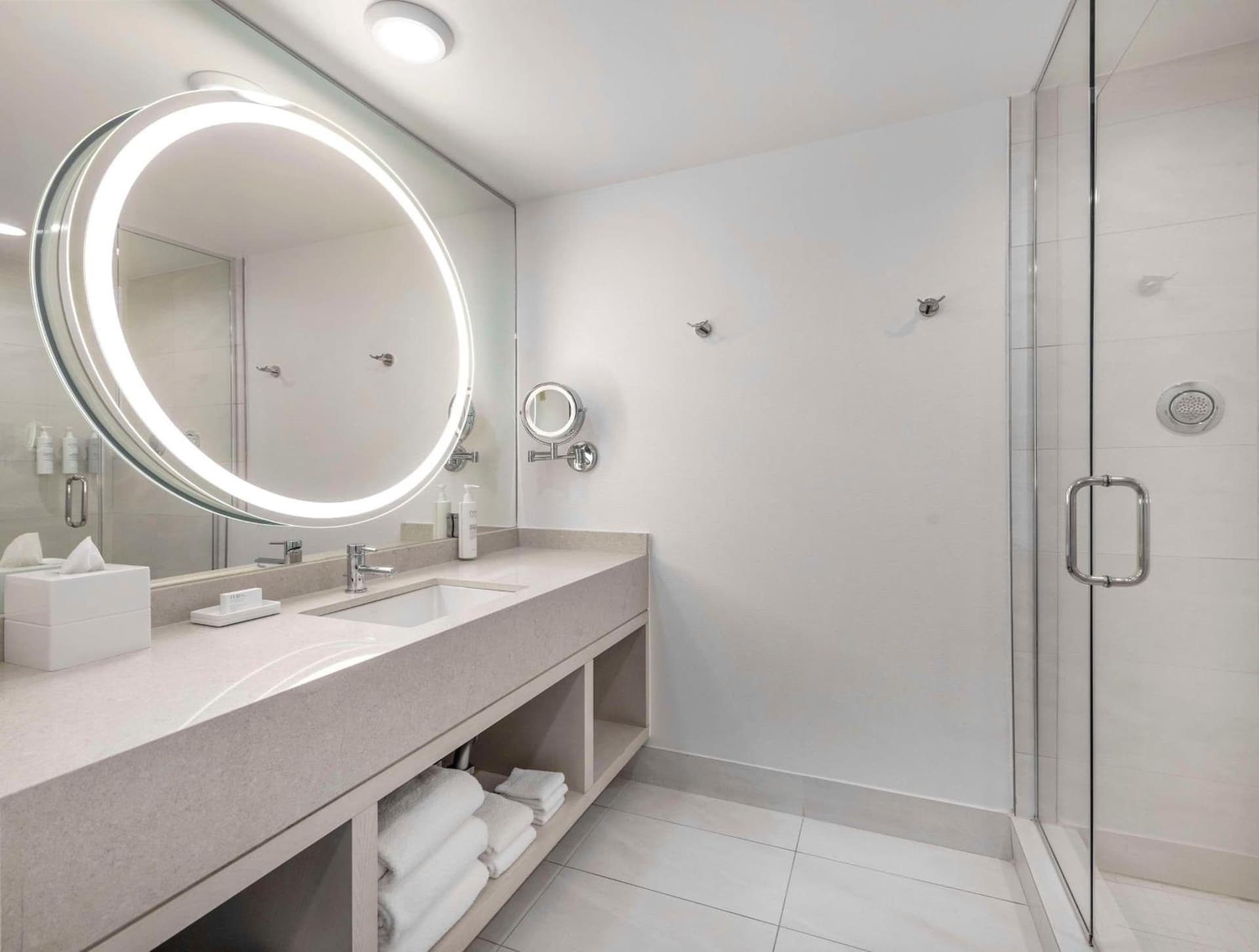 Embassy Suites by Hilton Raleigh Durham Airport Brier Creek gallery photo in Raleigh, NC — image 30