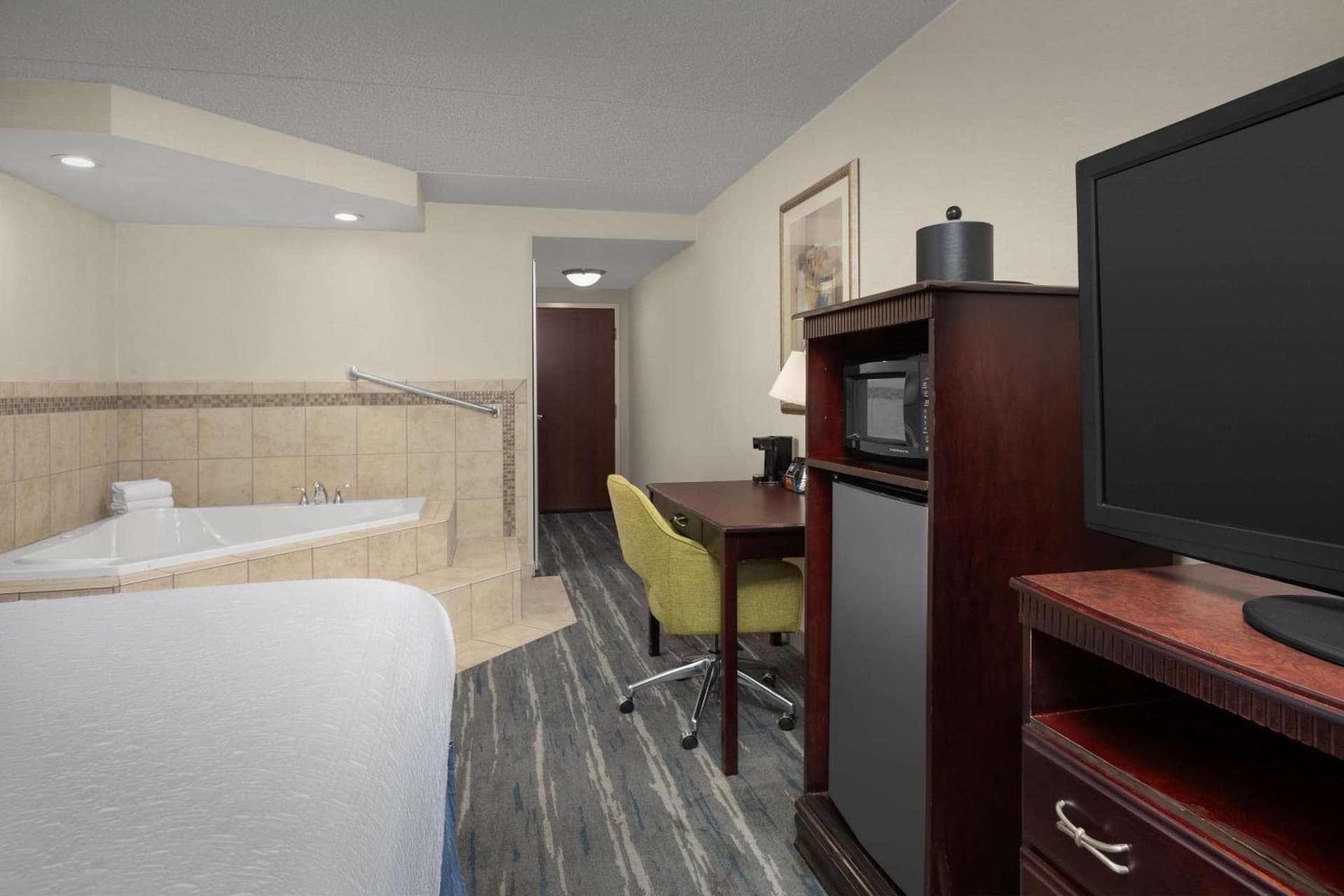 Hampton Inn Syracuse Clay gallery photo in Liverpool, NY — image 19