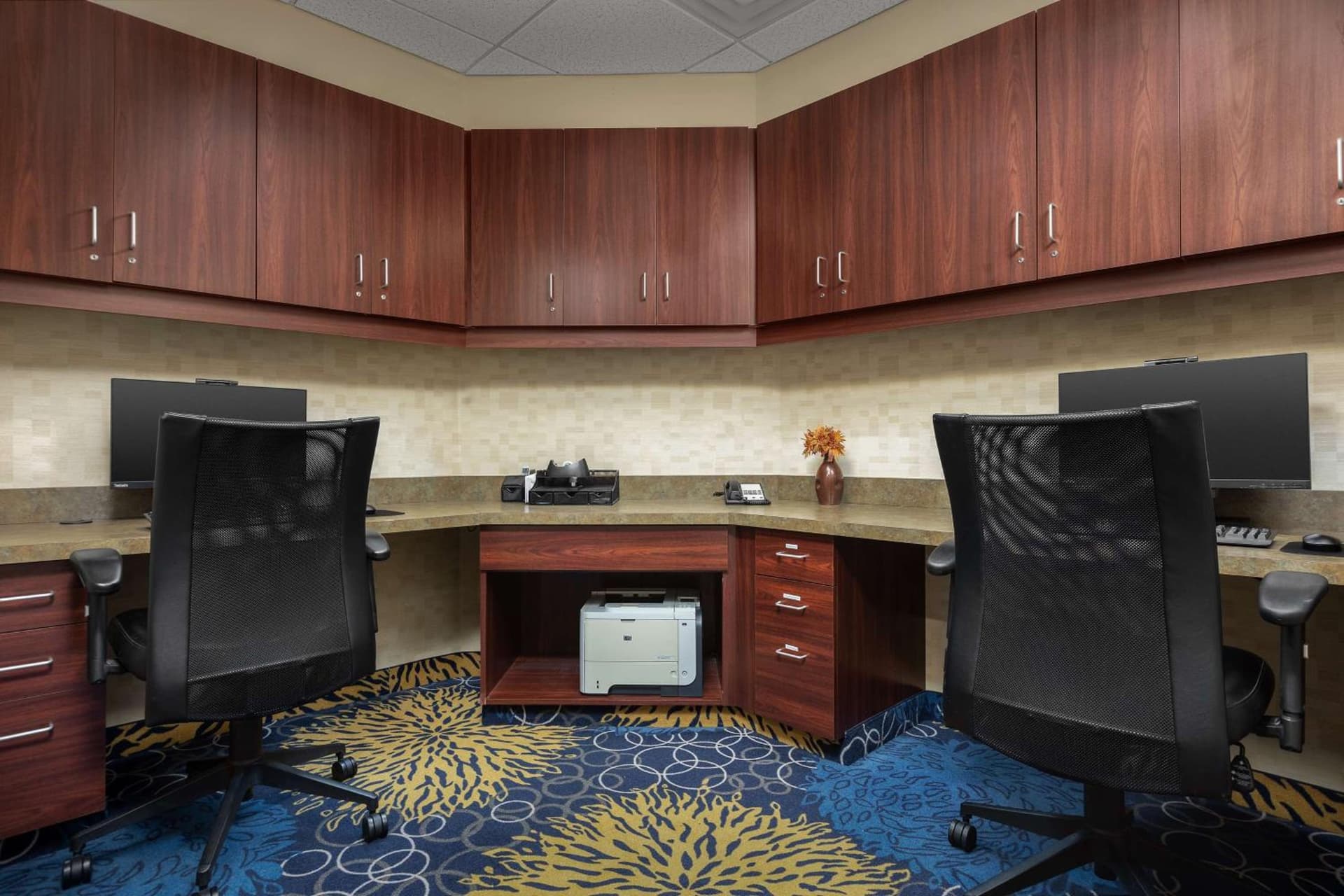 Hampton Inn Syracuse Clay gallery photo in Liverpool, NY — image 25