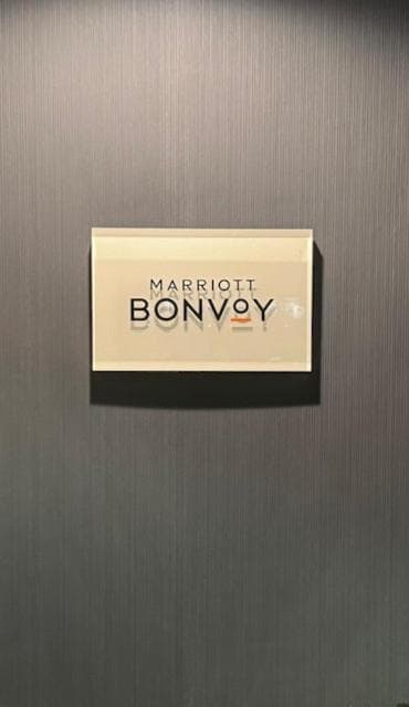 Courtyard by Marriott Kingston interior in Kingston, NY — gallery photo 2
