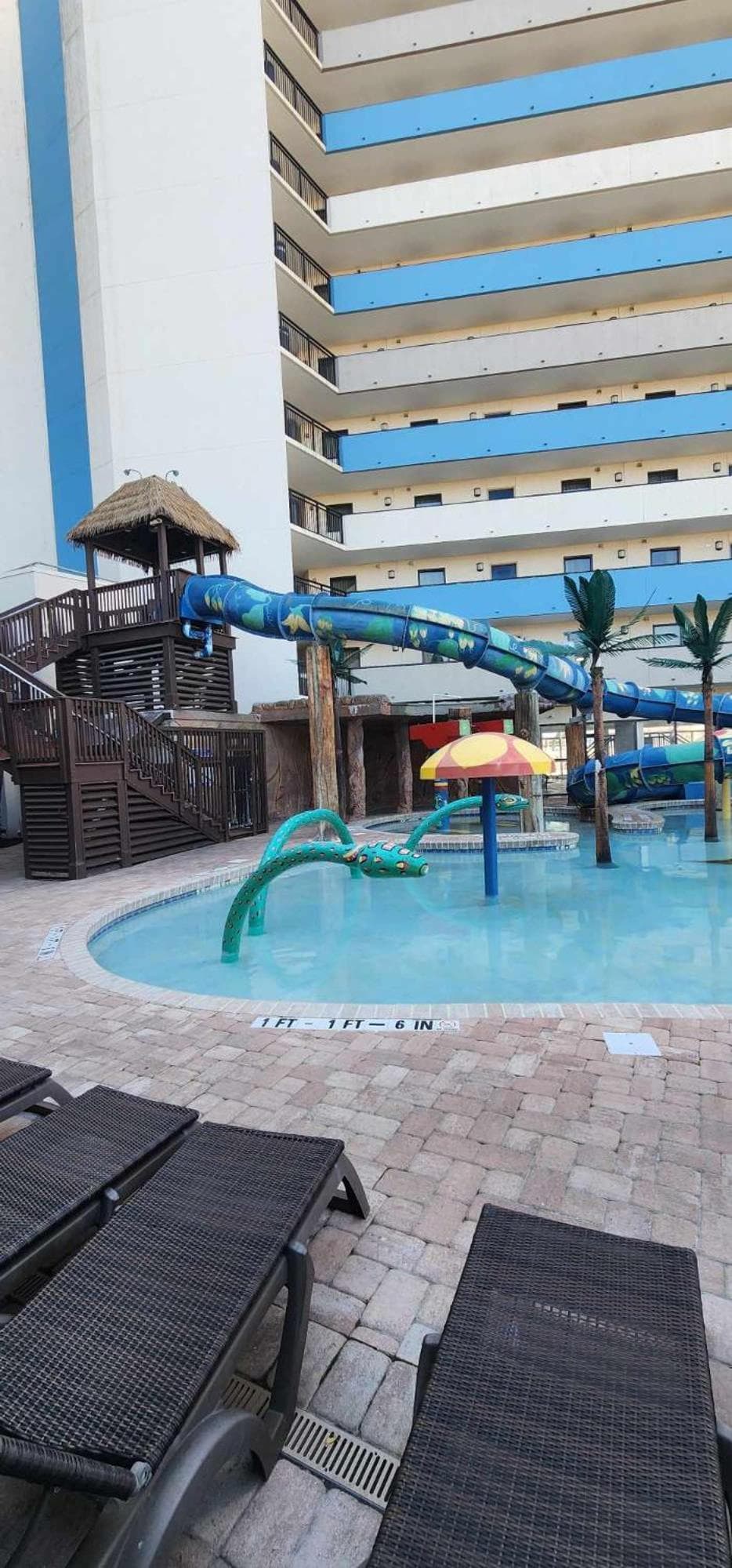 Newly Renovated Privately owned OF condo on 6th floor Ocean Reef w-heated pools, lazy river, hot tubs & restaurants interior in Myrtle Beach, SC — gallery photo 2