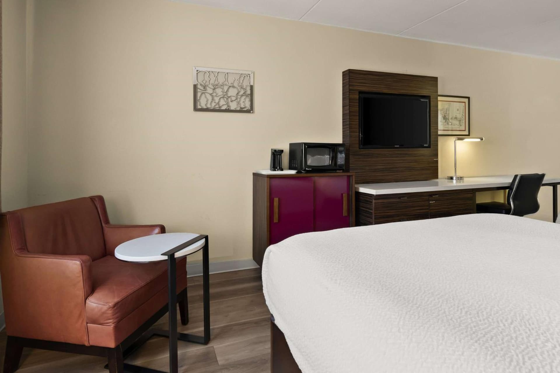 Ramada by Wyndham Harrisburg/Hershey Area interior in Harrisburg, PA — gallery photo 2