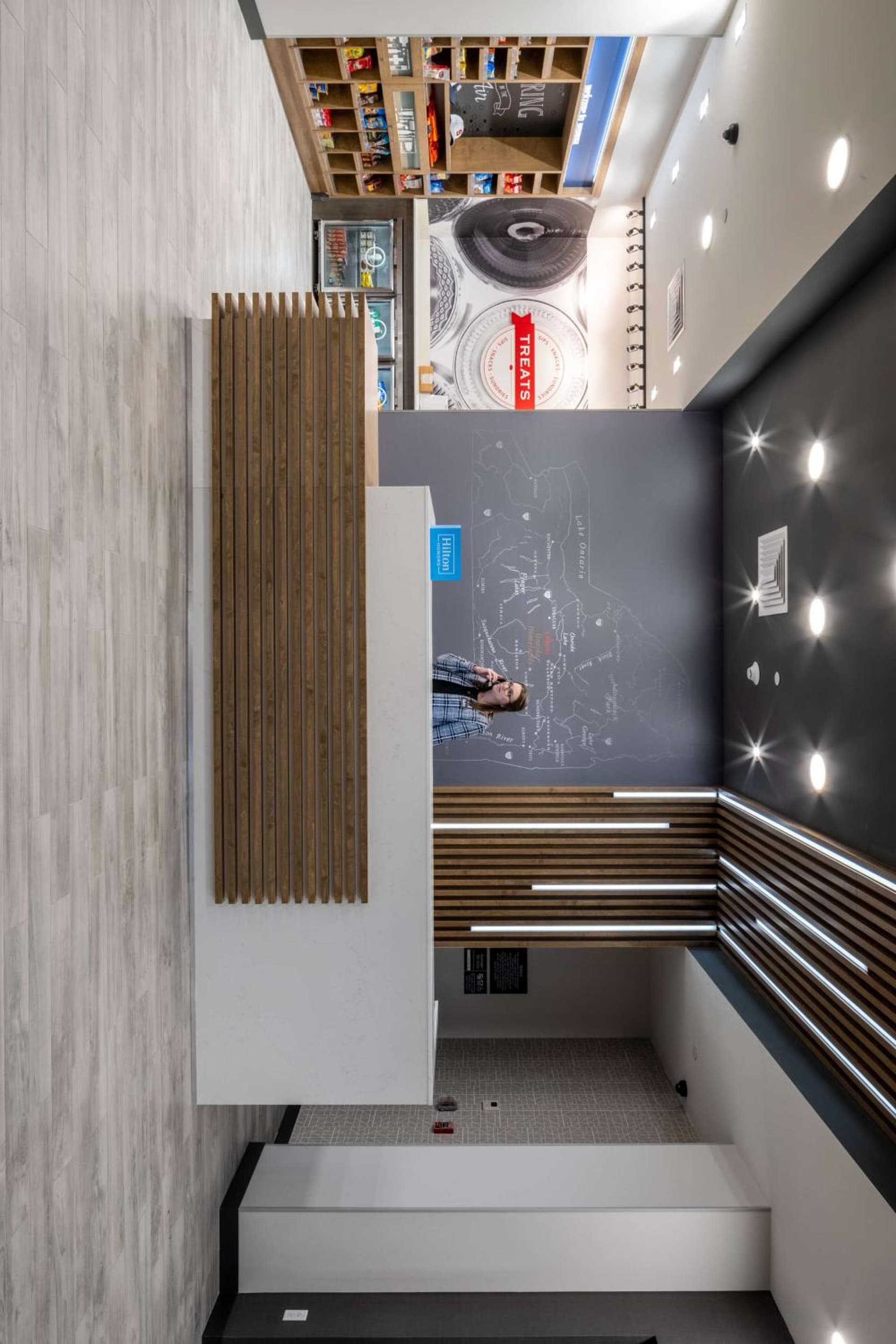 Hampton Inn by Hilton Verona at Turning Stone gallery photo in Verona — image 18
