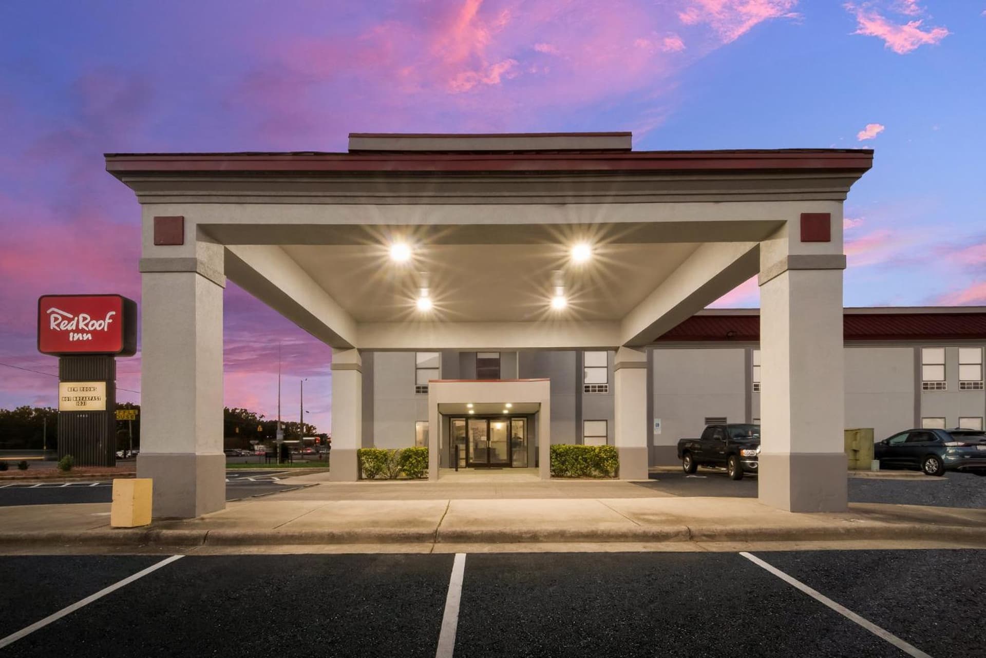 Red Roof Inn Washington, NC property views in Washington, NC — gallery photo 3