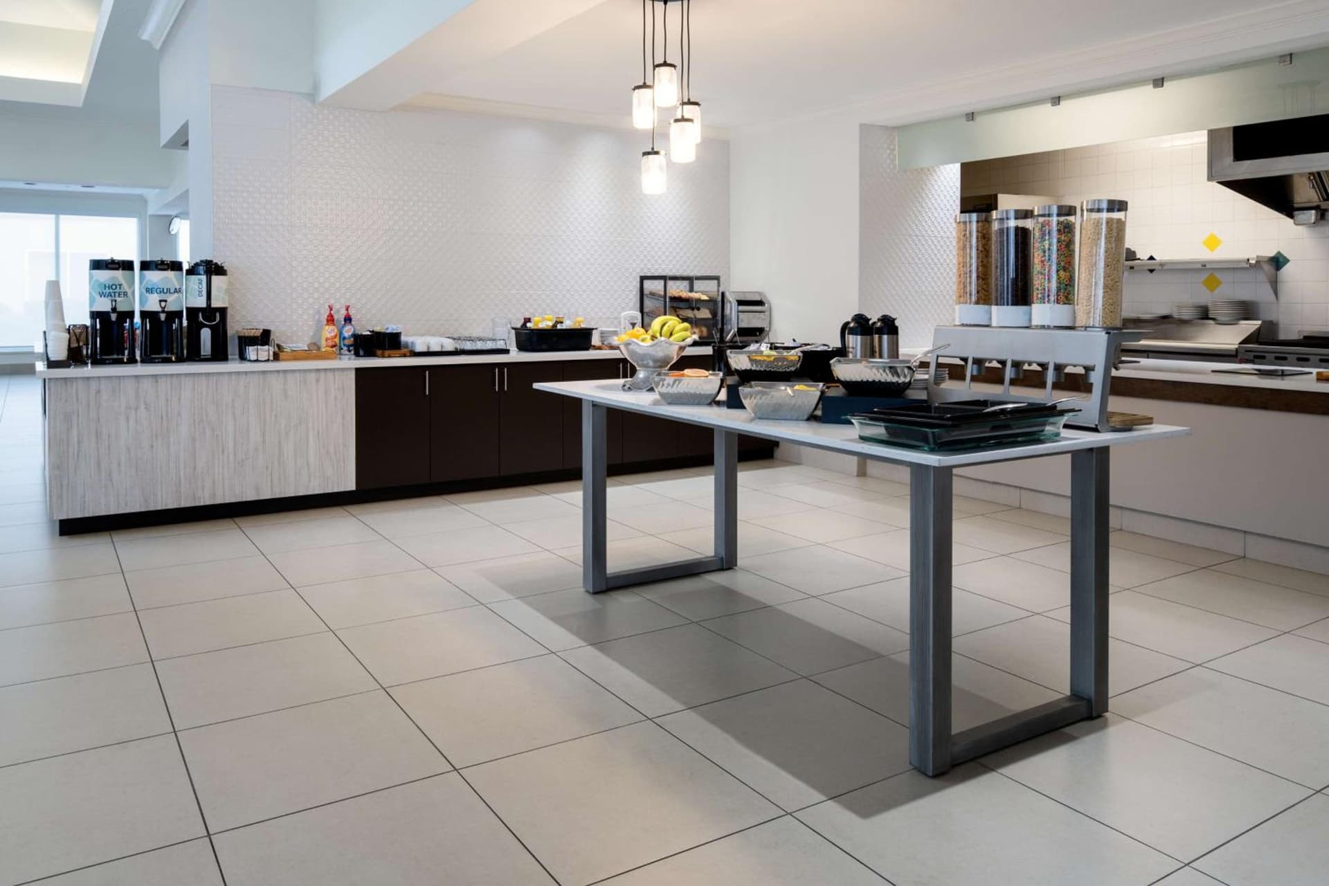 Hilton Garden Inn Roseville gallery photo in Roseville, CA — image 17