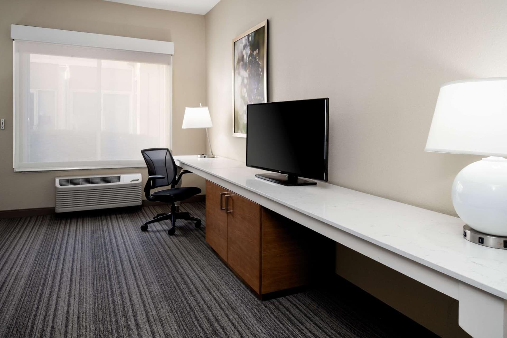 Hilton Garden Inn Roseville gallery photo in Roseville, CA — image 7