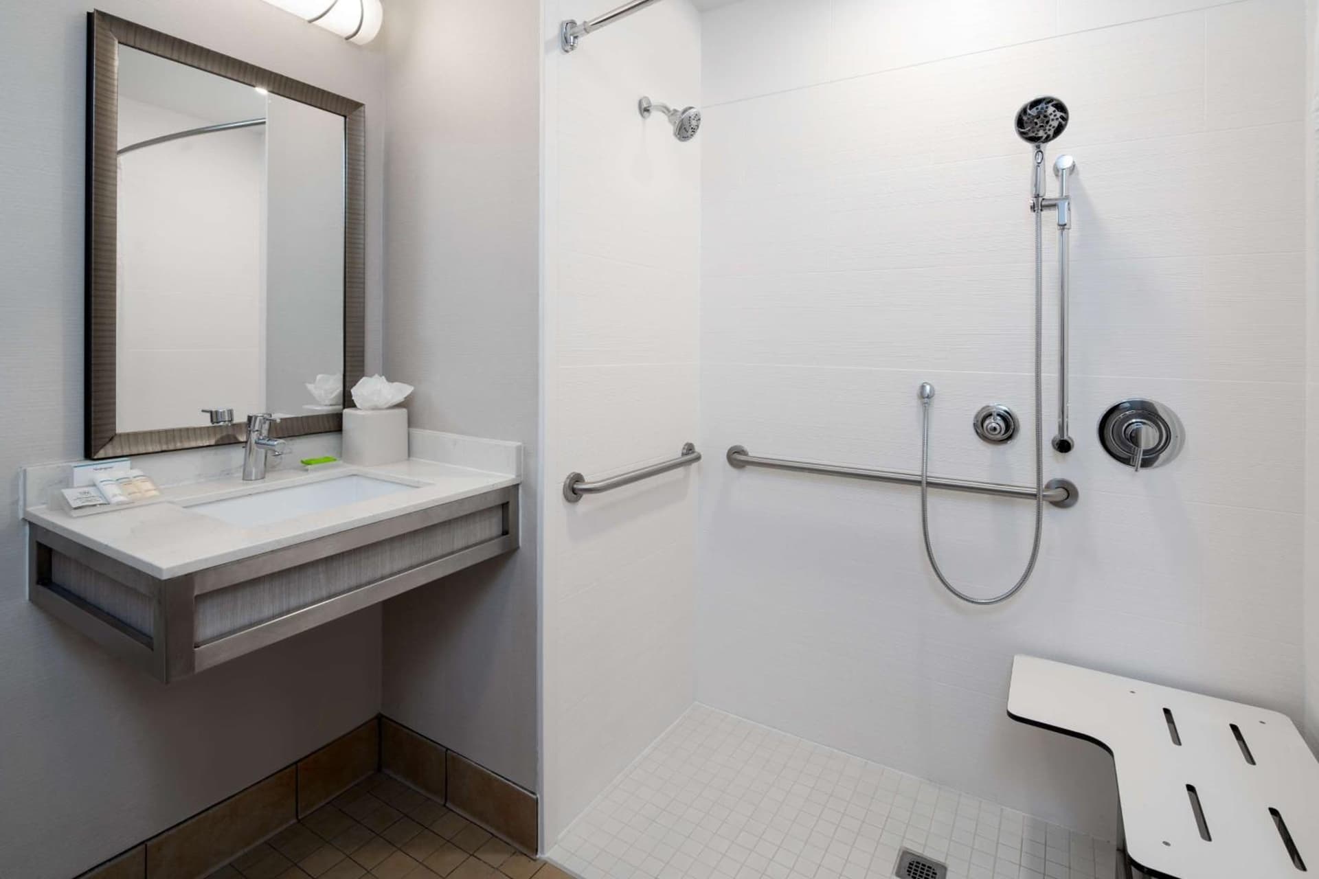 Hilton Garden Inn Roseville gallery photo in Roseville, CA — image 38