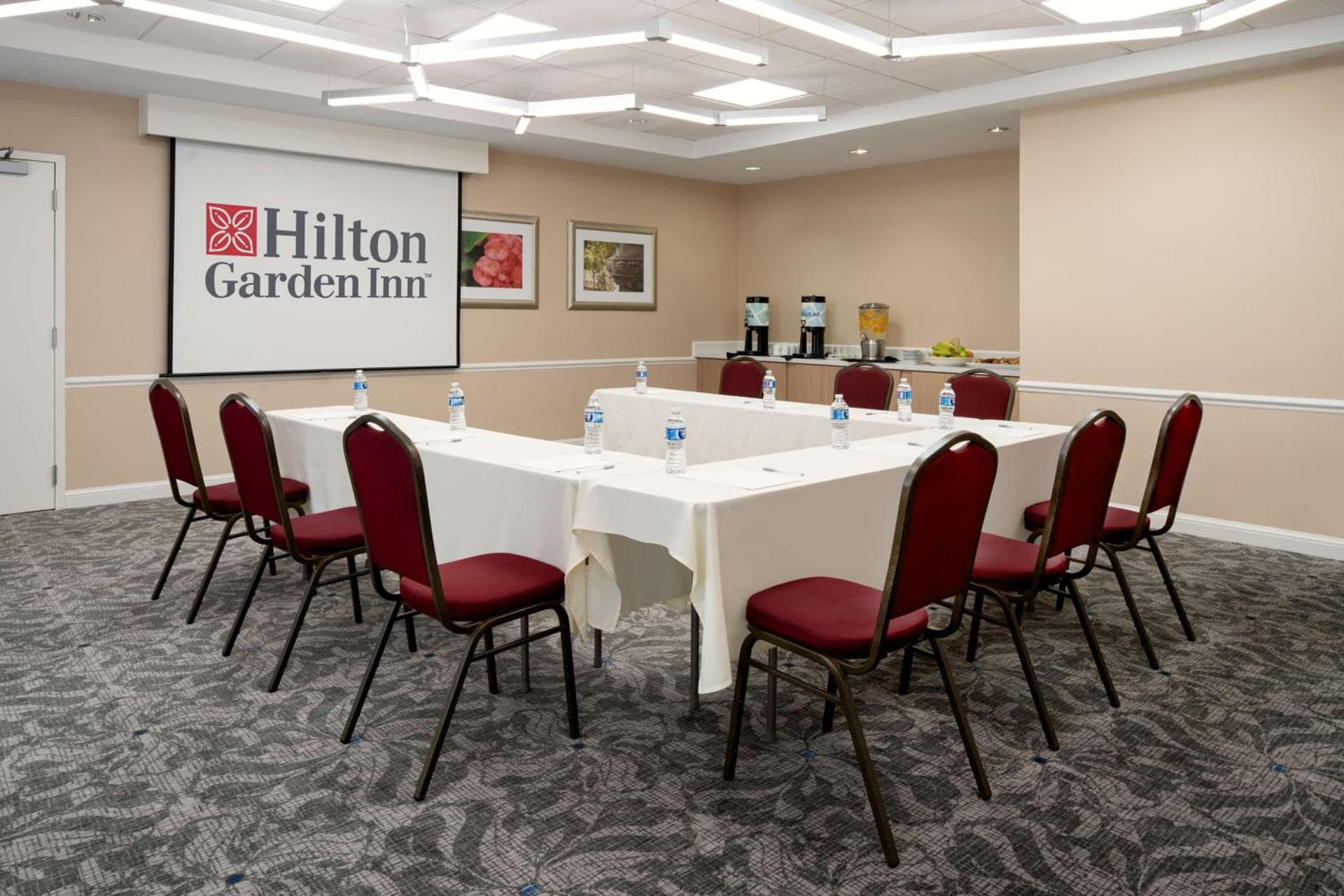 Hilton Garden Inn Roseville gallery photo in Roseville, CA — image 12