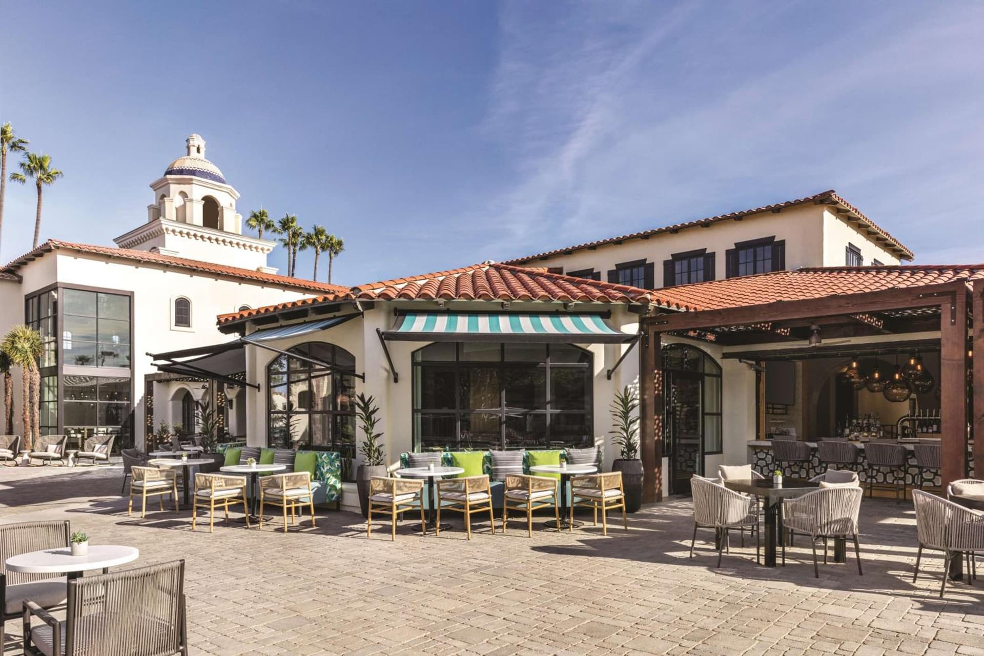Zachari Dunes on Mandalay Beach, Curio Collection by Hilton gallery photo in Oxnard, CA — image 45
