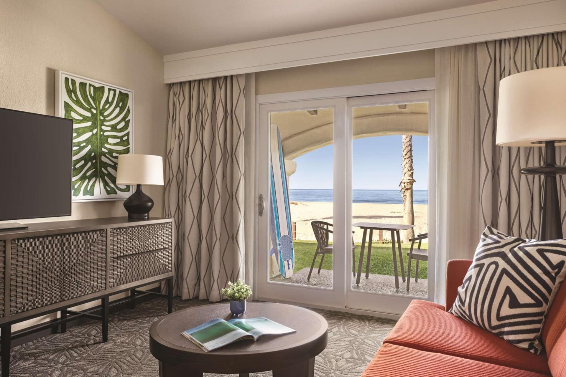 Zachari Dunes on Mandalay Beach, Curio Collection by Hilton gallery photo in Oxnard, CA — image 81