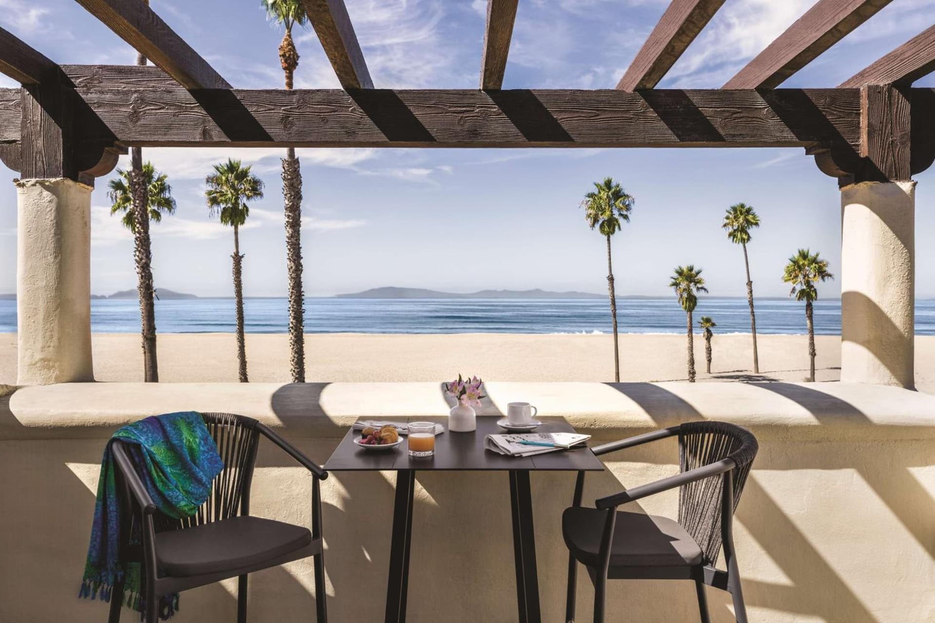 Zachari Dunes on Mandalay Beach, Curio Collection by Hilton gallery photo in Oxnard, CA — image 74
