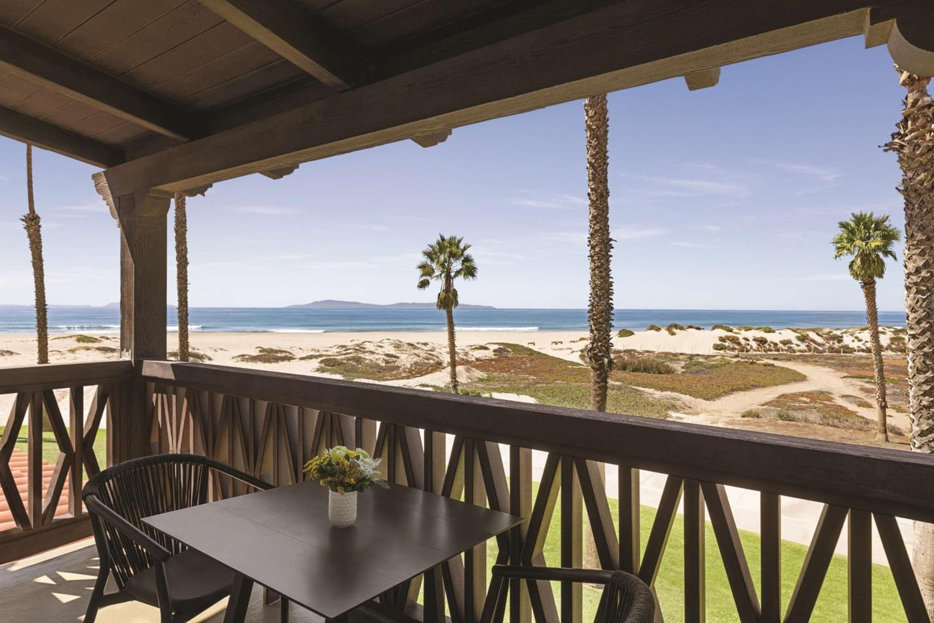 Zachari Dunes on Mandalay Beach, Curio Collection by Hilton gallery photo in Oxnard, CA — image 106