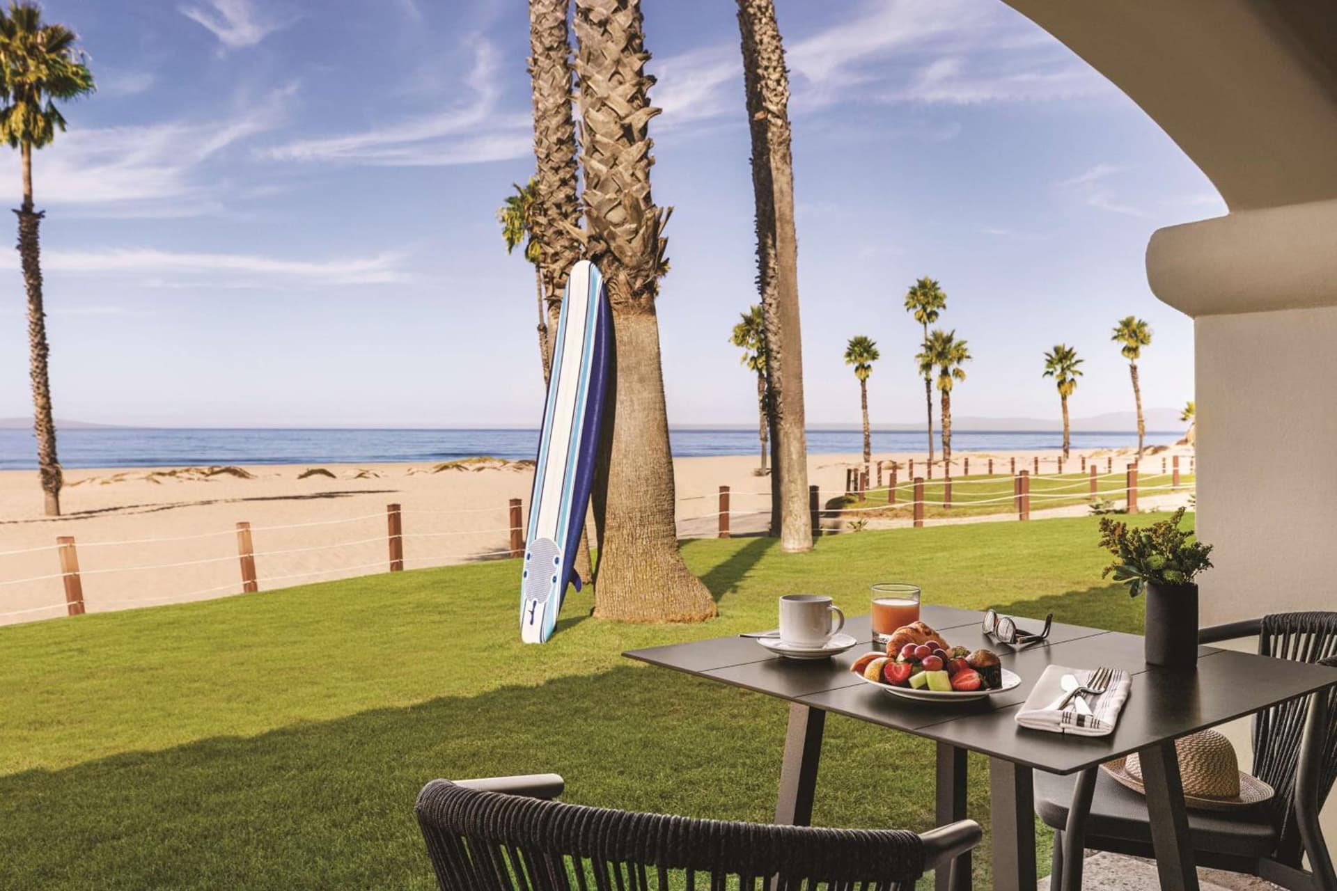 Zachari Dunes on Mandalay Beach, Curio Collection by Hilton gallery photo in Oxnard, CA — image 79