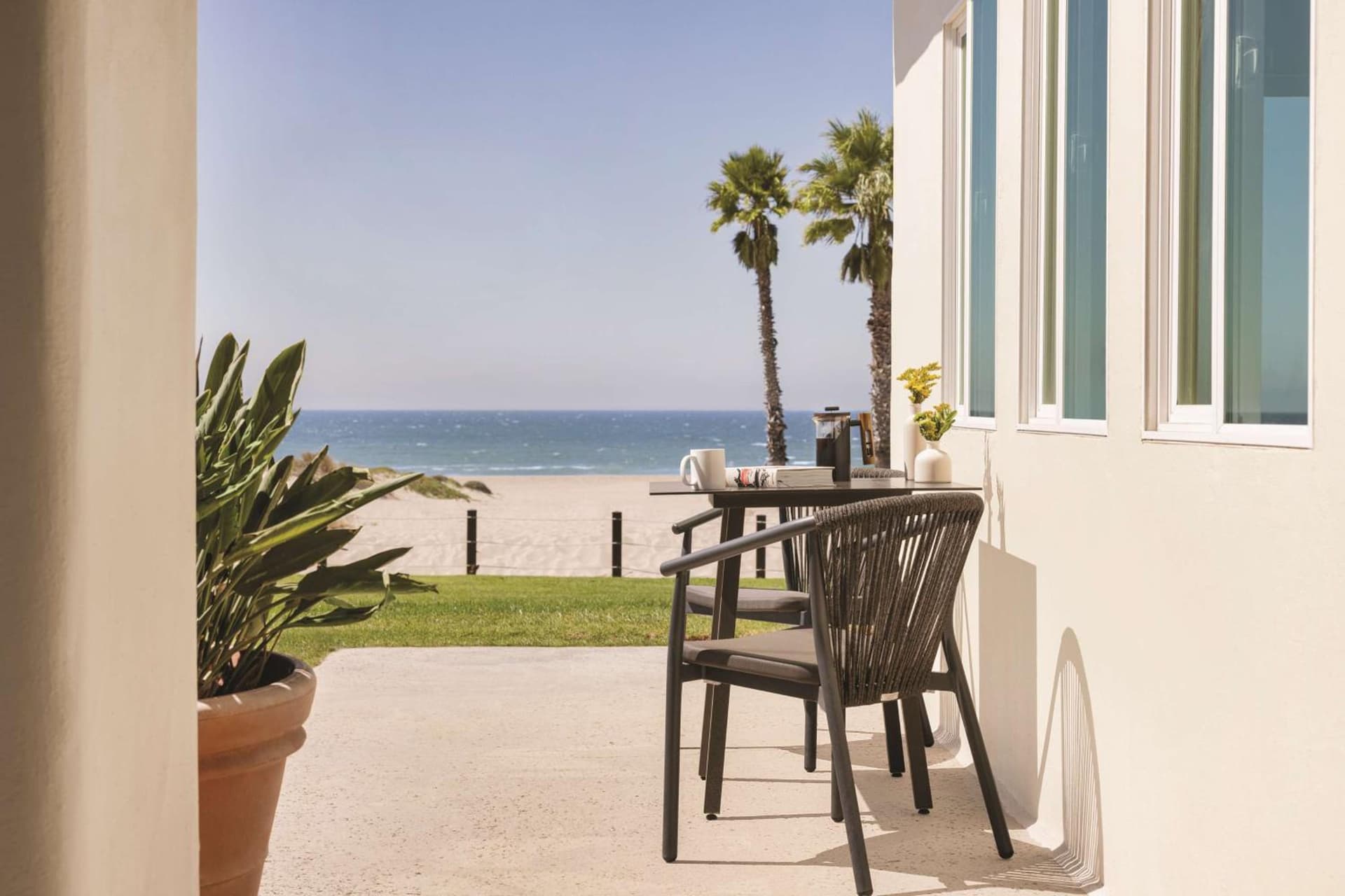 Zachari Dunes on Mandalay Beach, Curio Collection by Hilton gallery photo in Oxnard, CA — image 61