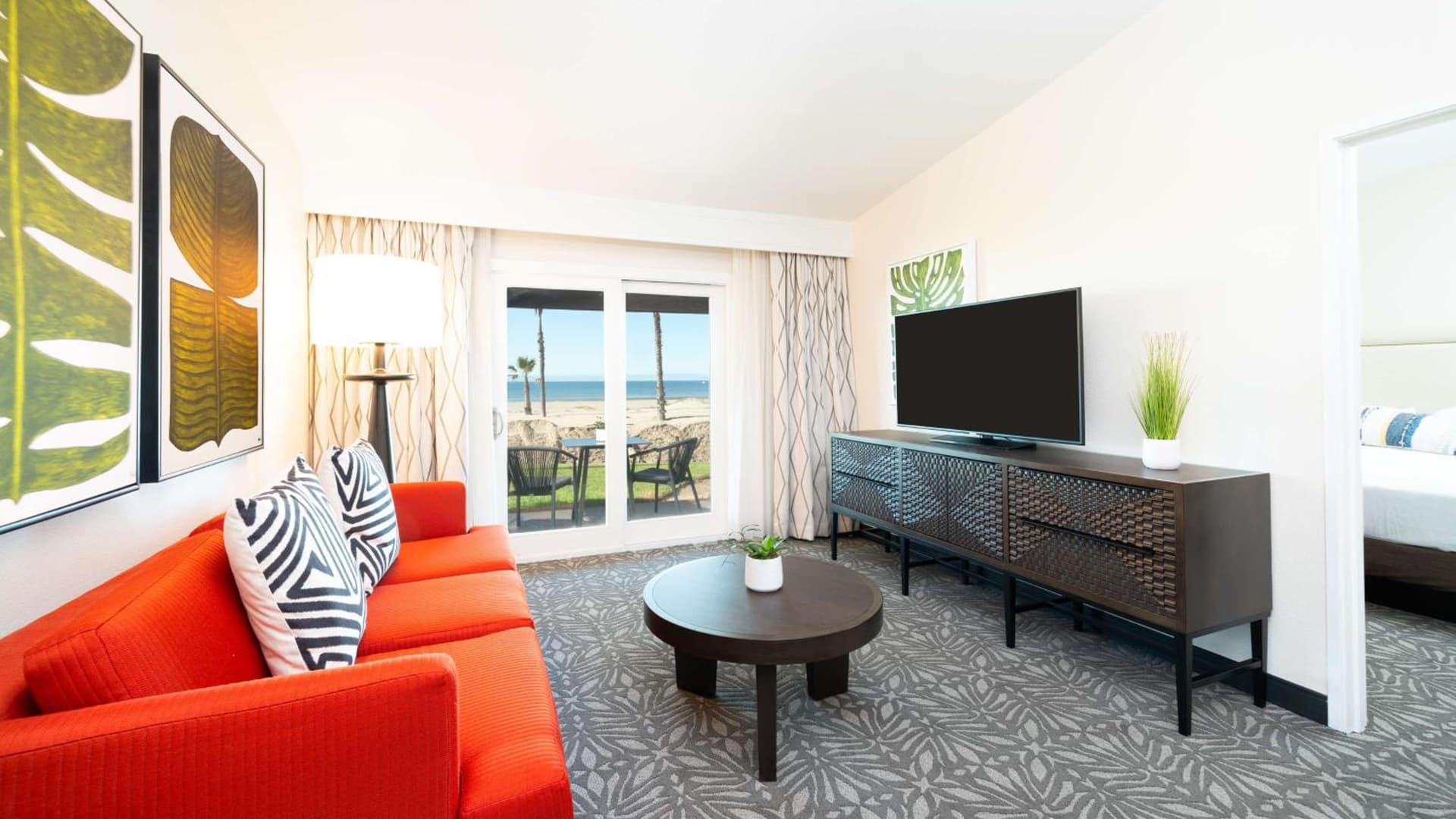 Zachari Dunes on Mandalay Beach, Curio Collection by Hilton gallery photo in Oxnard, CA — image 25