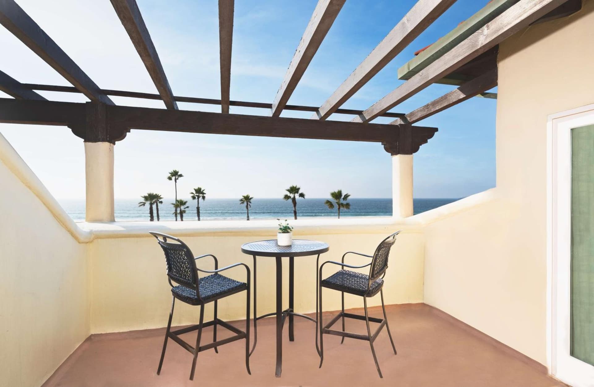 Zachari Dunes on Mandalay Beach, Curio Collection by Hilton gallery photo in Oxnard, CA — image 65
