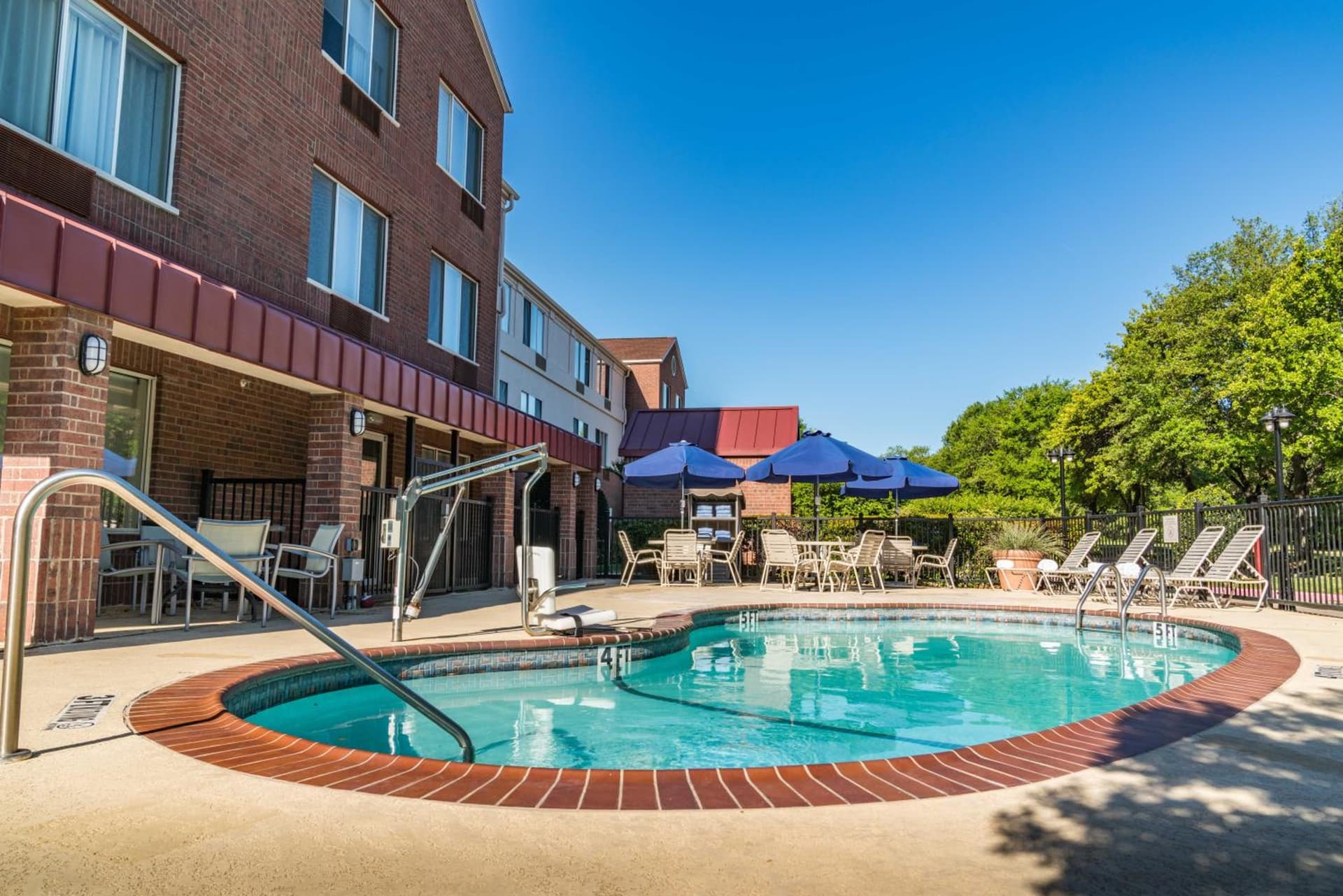 SpringHill Suites Dallas Arlington North interior in Arlington, TX — gallery photo 2