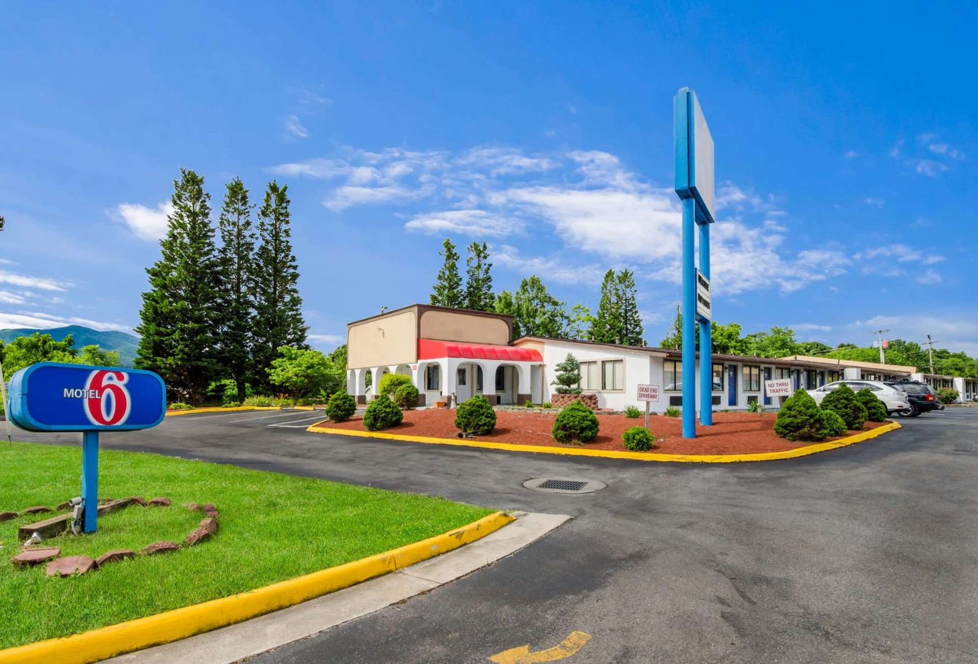 Motel 6-Salem, VA interior in Salem, VA — gallery photo 2