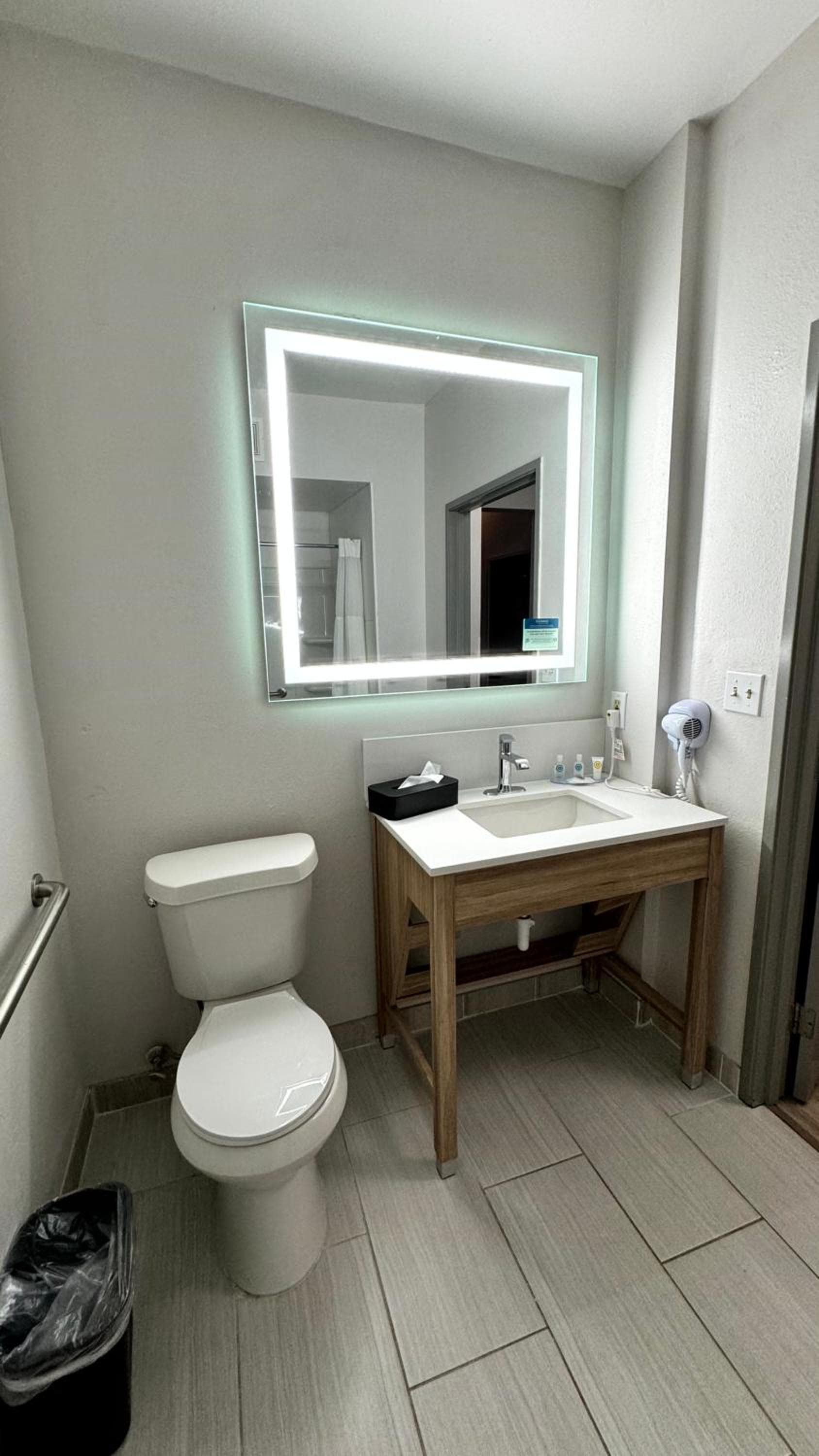 Comfort Suites Denver North - Westminster gallery photo in Westminster, CO — image 29