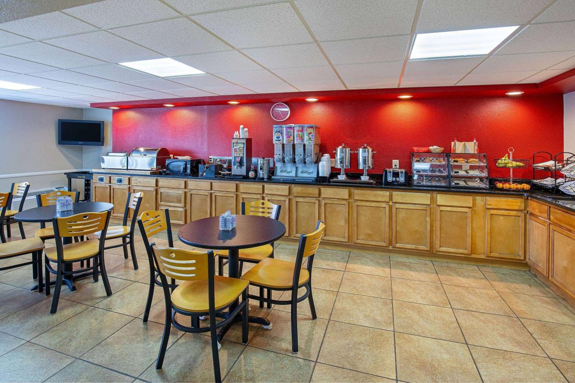 Ramada by Wyndham Bowling Green gallery photo in Bowling Green, KY — image 28