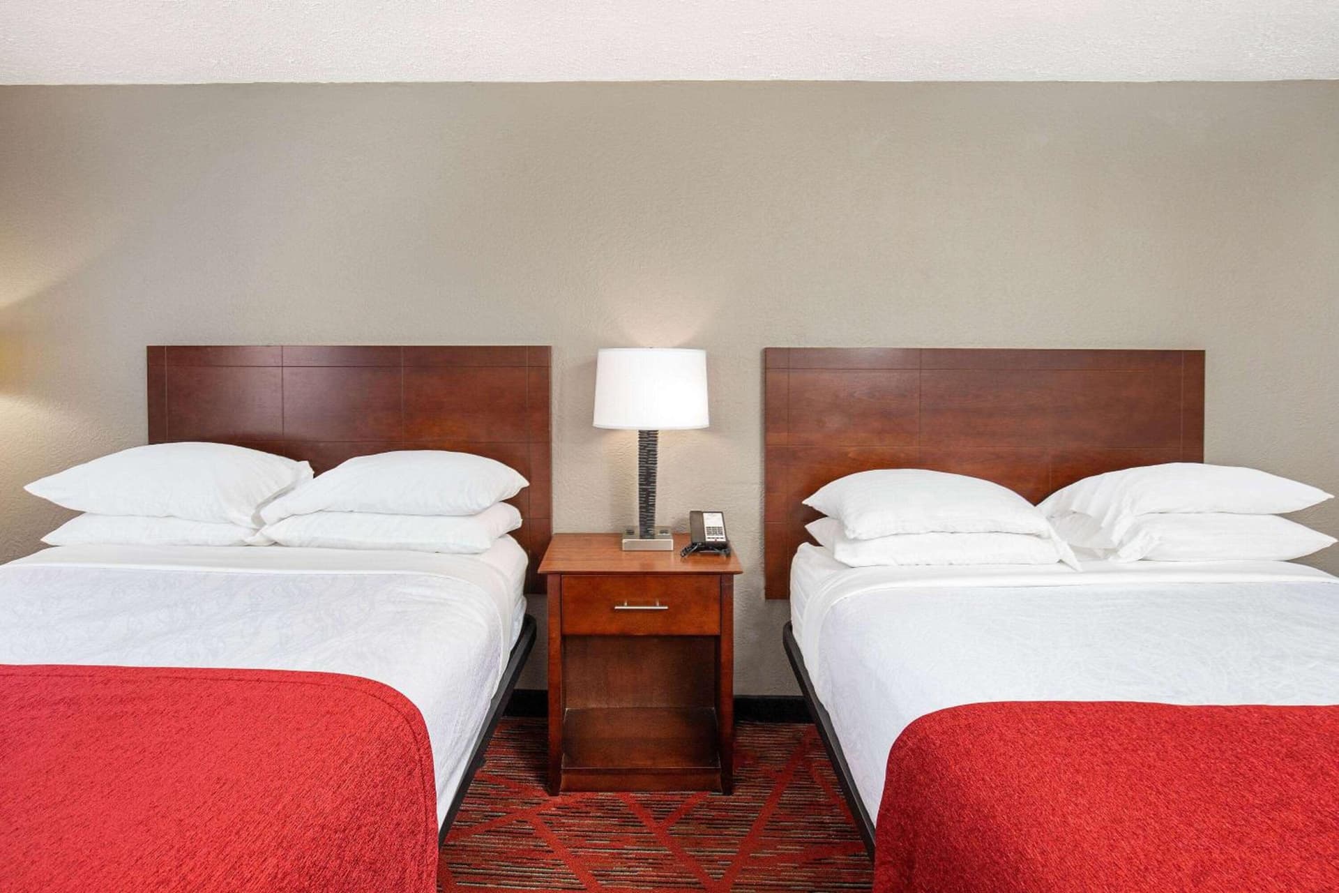Ramada by Wyndham Bowling Green gallery photo in Bowling Green, KY — image 10