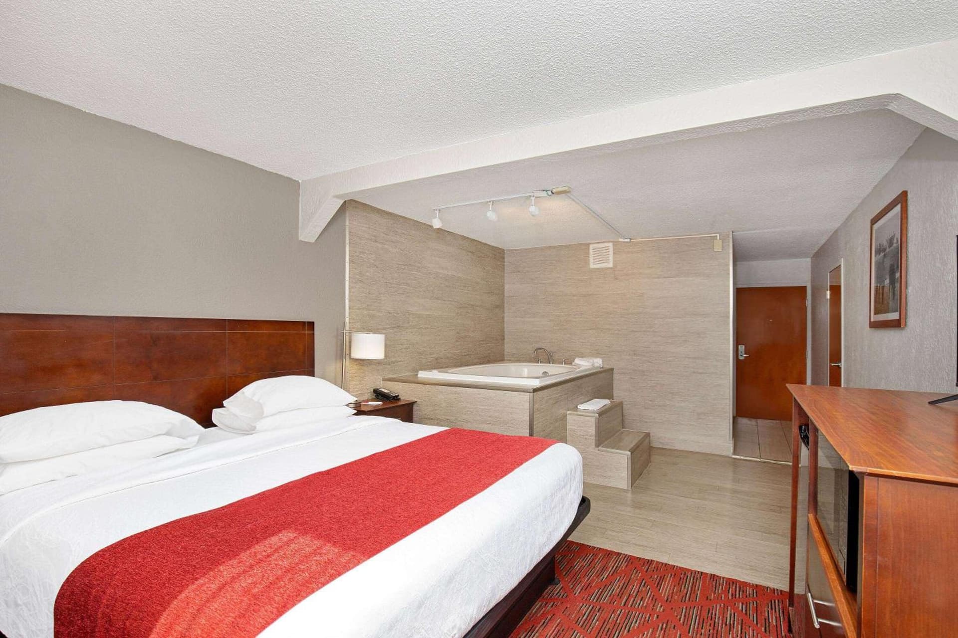 Ramada by Wyndham Bowling Green gallery photo in Bowling Green, KY — image 19
