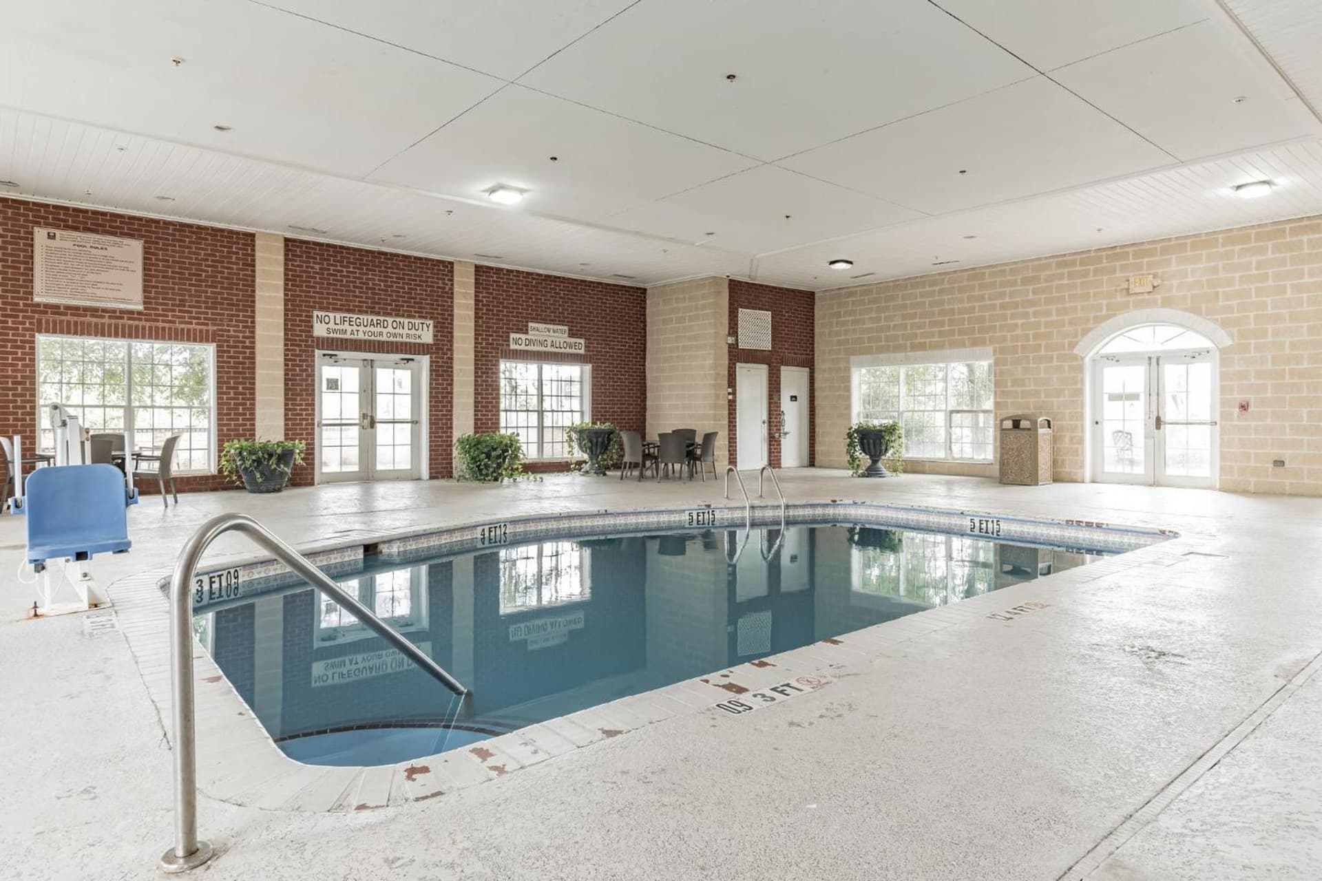 Comfort Suites Sumter near Shaw AFB interior in Sumter, SC — gallery photo 2