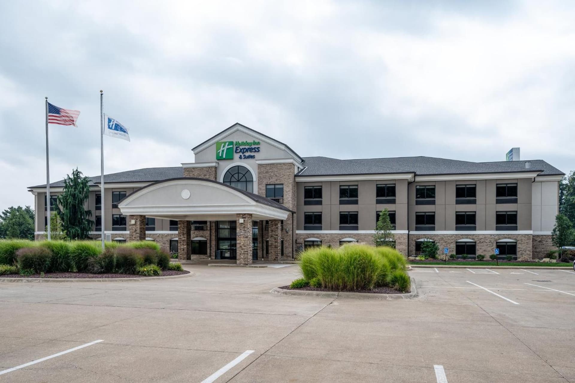 Holiday Inn Express & Suites Wadsworth by IHG gallery photo in Wadsworth, OH — image 48