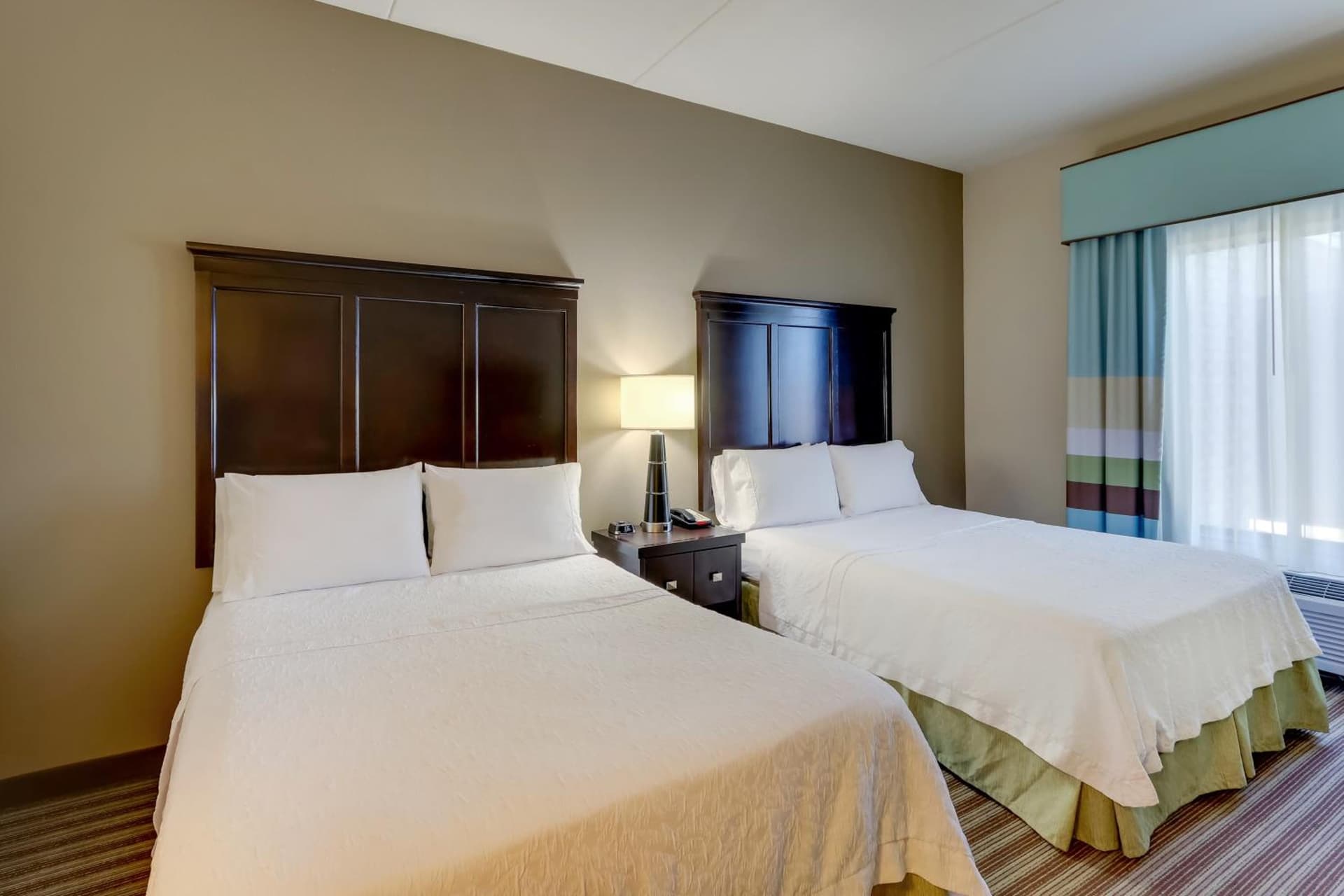 Hampton Inn and Suites Swansboro Near Camp Lejeune gallery photo in Swansboro, NC — image 21