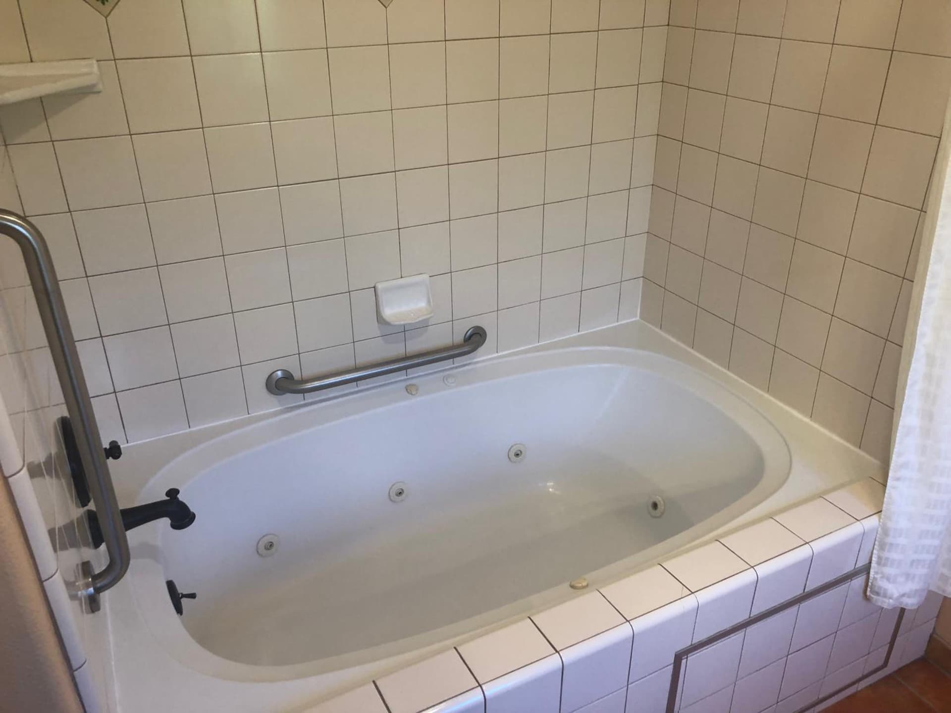 Best Western Rose Garden Inn gallery photo in Watsonville, CA — image 12